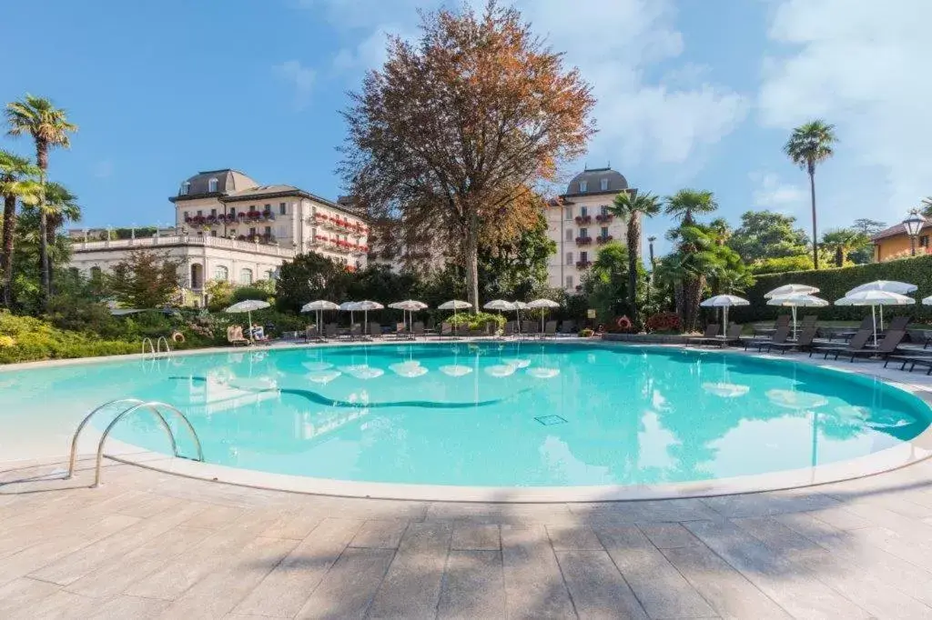 Swimming Pool in Hotel Regina Palace