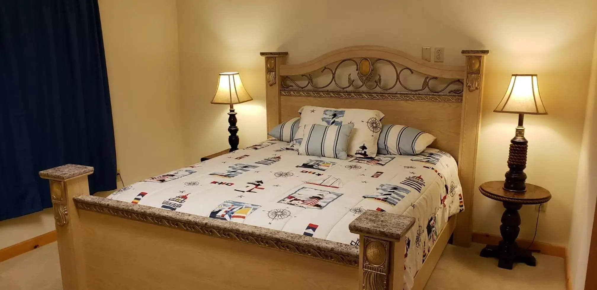 Bed in Mt Baker Hotel