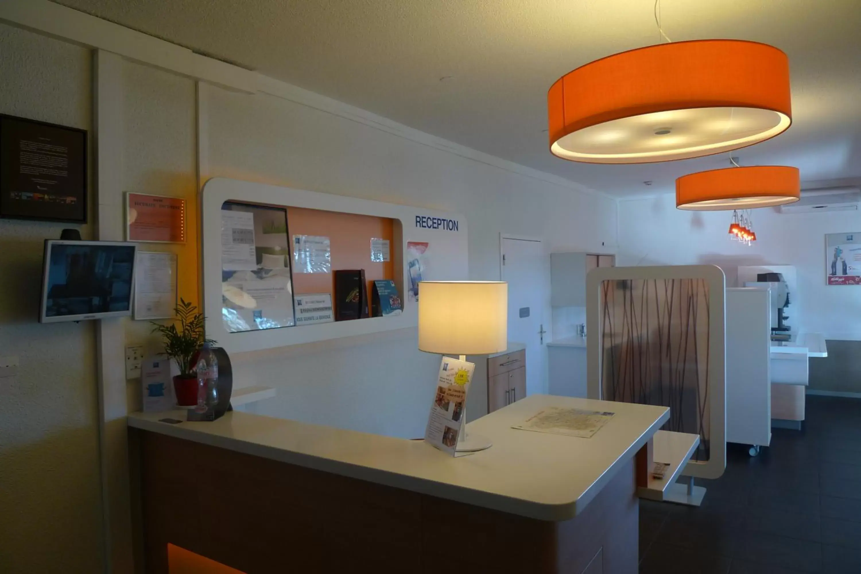 Lobby or reception, Lobby/Reception in ibis budget Narbonne Sud A9/A61