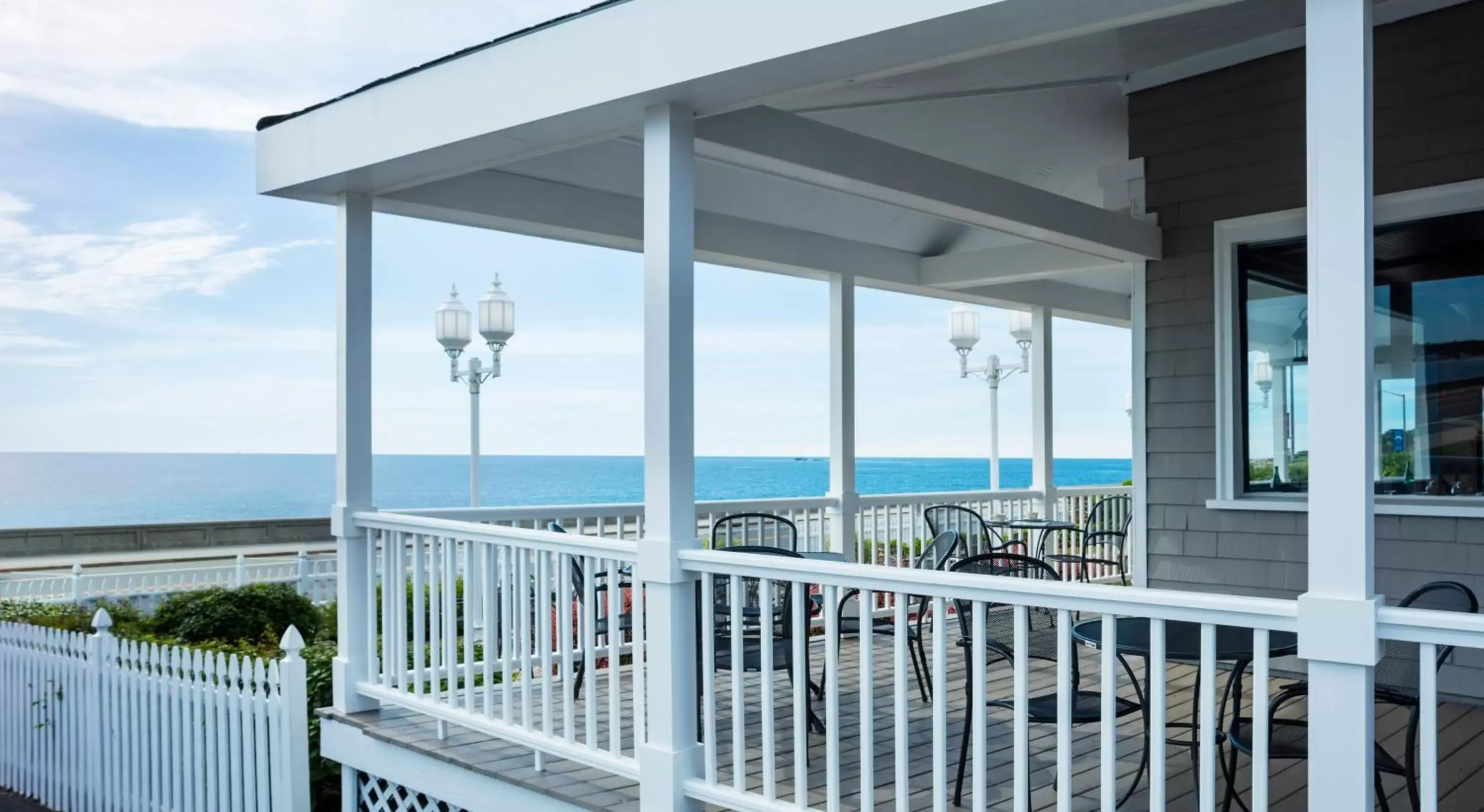 Property building in The Shore House Property building in The Shore House