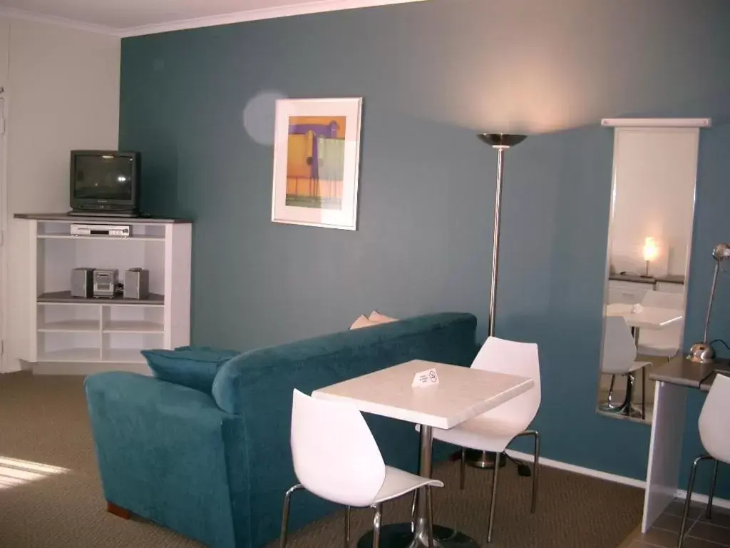 Living room in McLaren Vale Motel & Apartments Living room in McLaren Vale Motel & Apartments