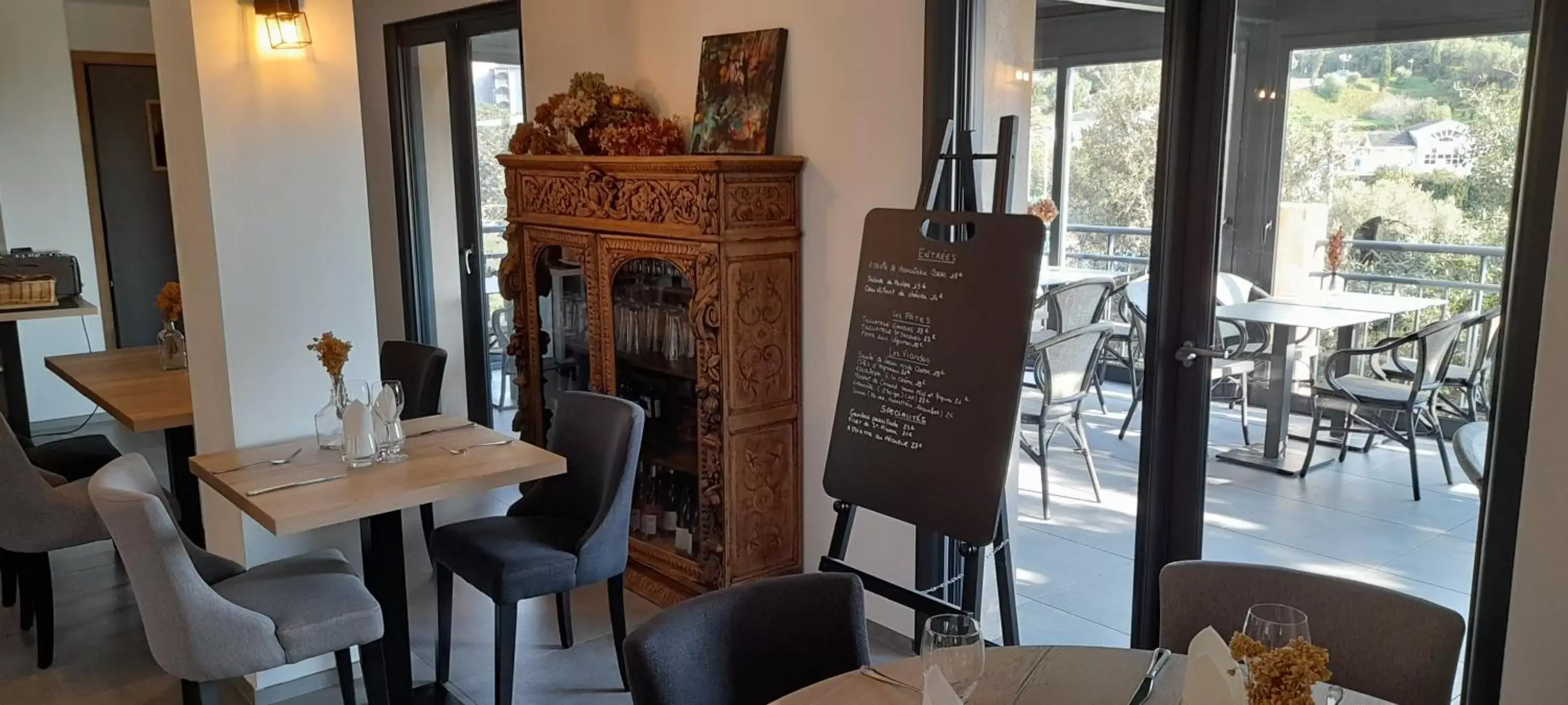 Restaurant/Places to Eat in Hôtel Casa Mea