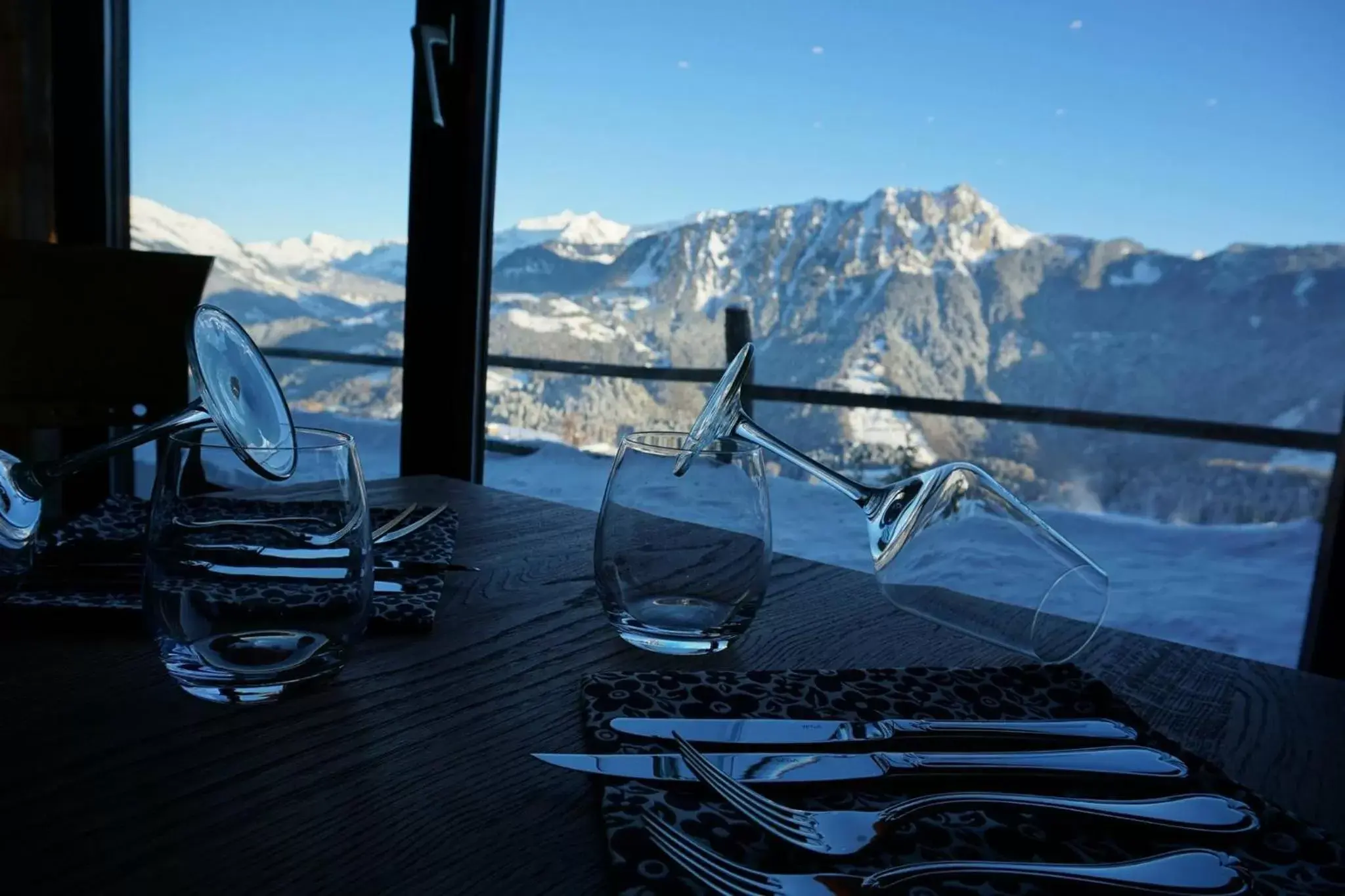 Winter, Mountain View in Hôtel Le Grand Chalet