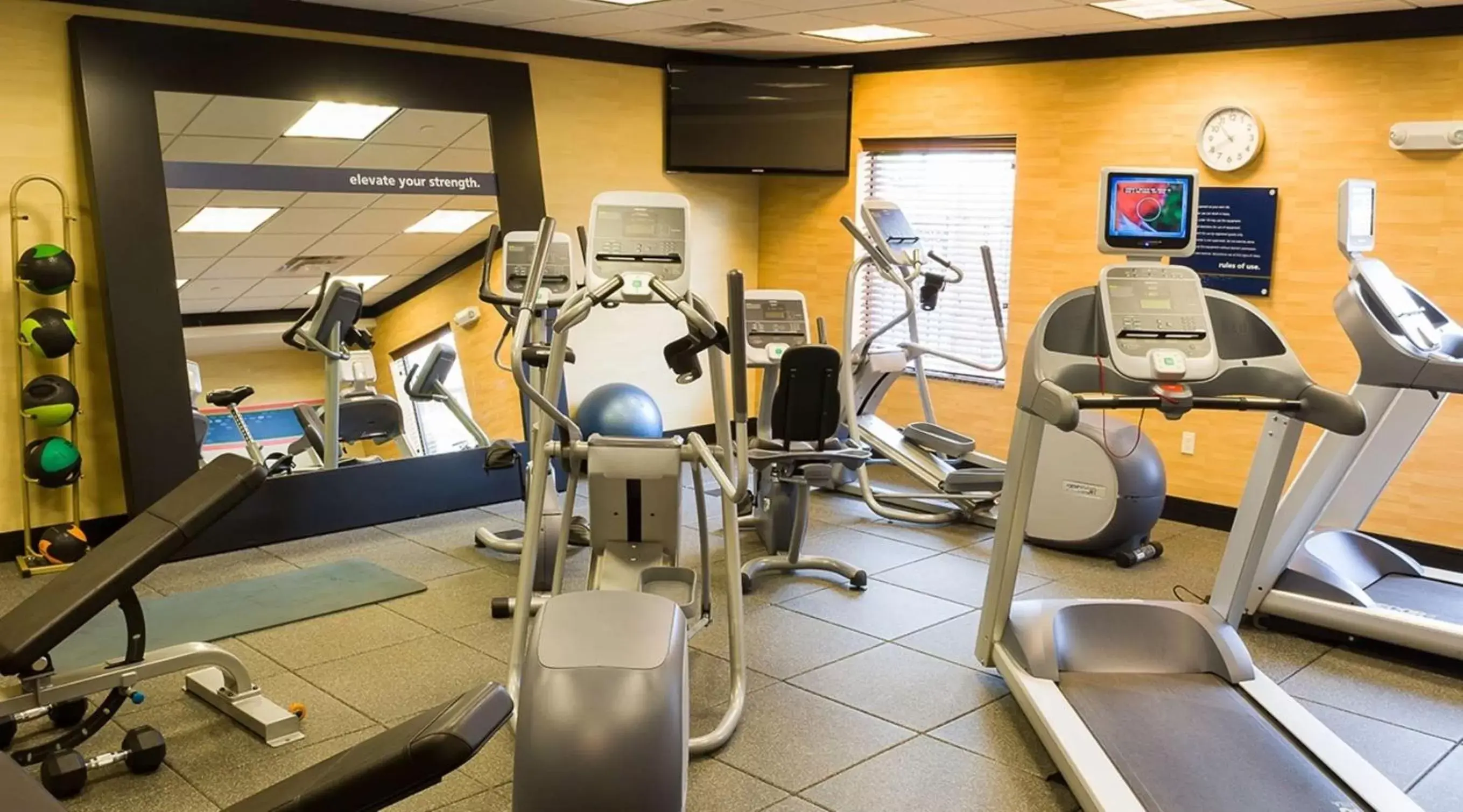 Fitness centre/facilities, Fitness Center/Facilities in Hampton Inn and Suites Tulsa Central