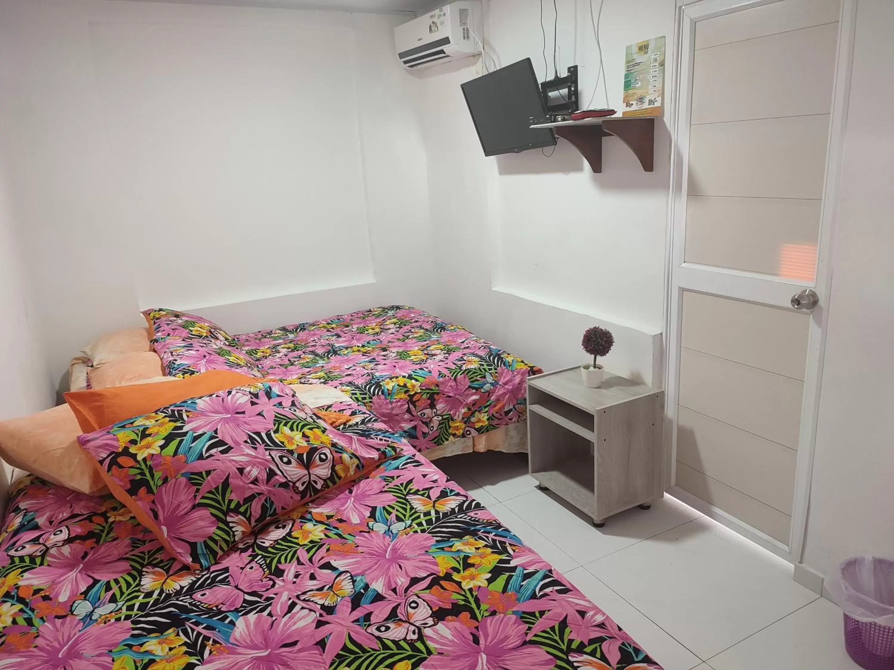 Standard Triple Room - single occupancy in Jackson House Inn Standard Triple Room - single occupancy in Jackson House Inn