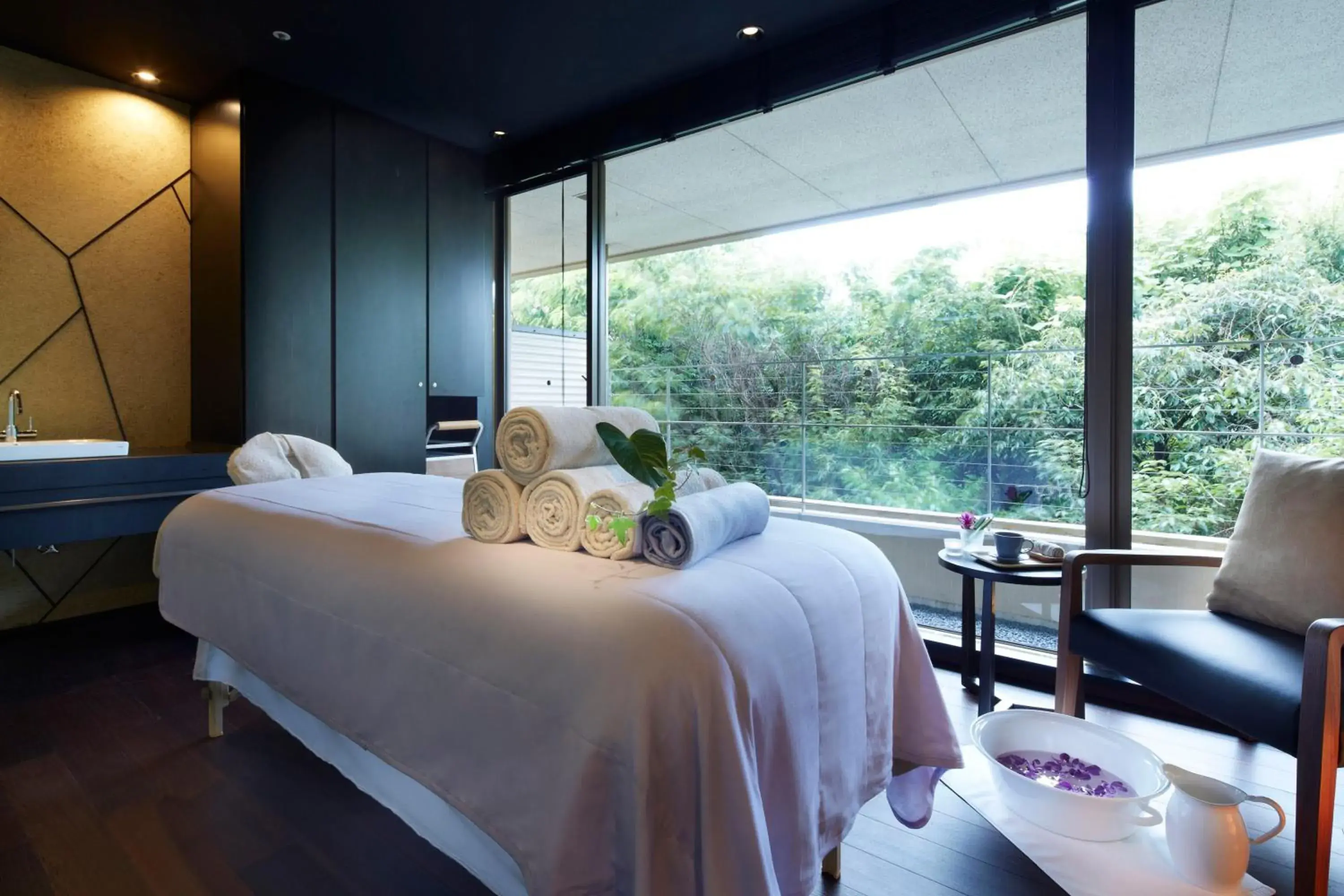 Massage in Agora Fukuoka Hilltop Hotel & Spa