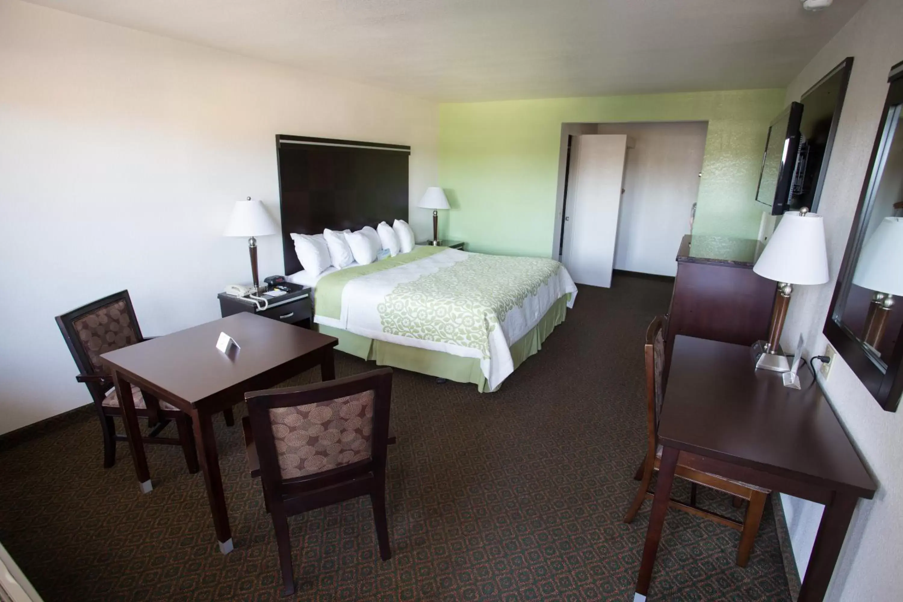 Photo of the whole room, Bed in Days Inn by Wyndham Oceanside