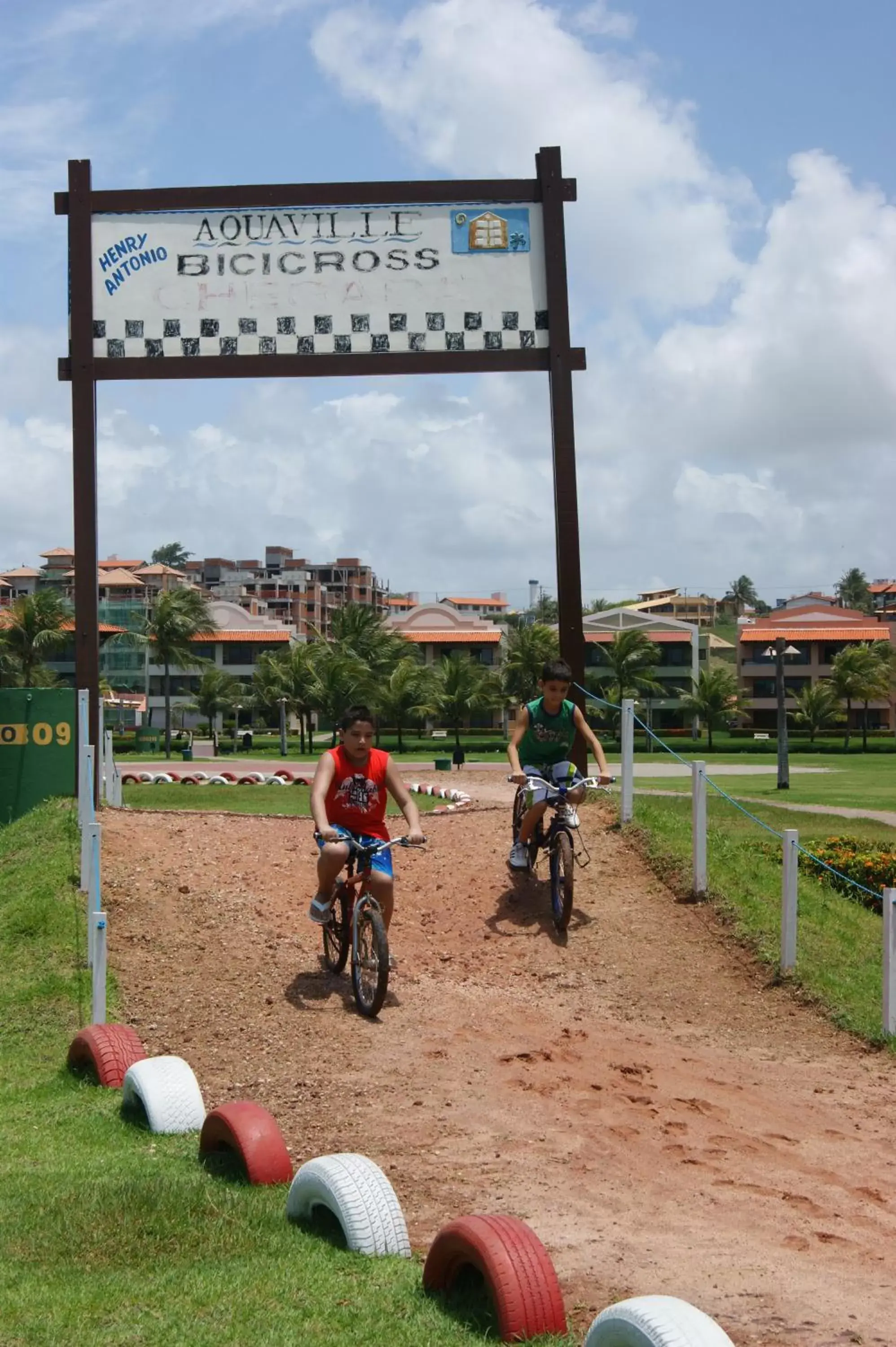 Cycling in Aquaville Resort
