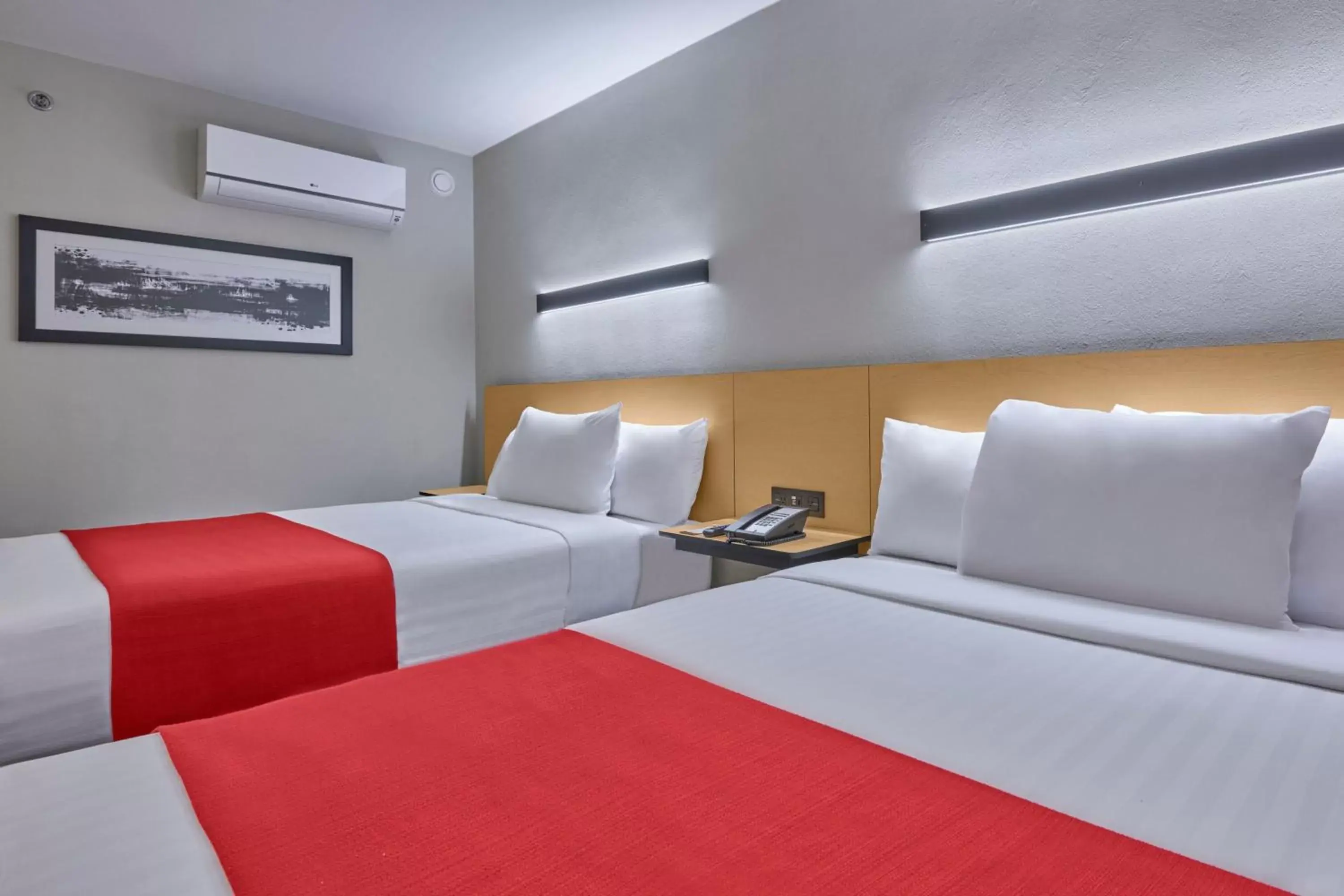 Photo of the whole room, Bed in City Express by Marriott Hermosillo Expo