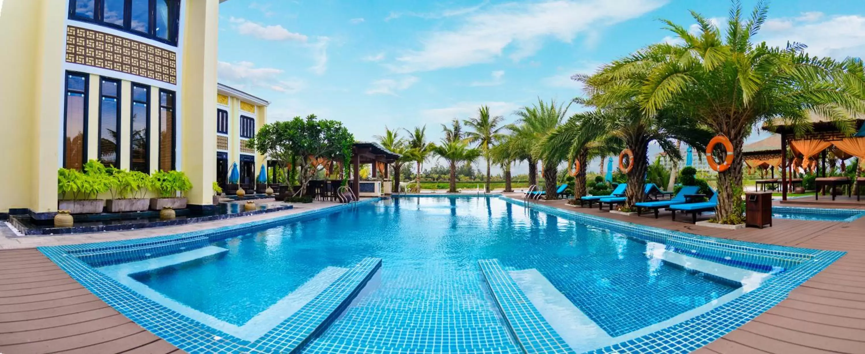 Swimming Pool in Koi Resort & Spa Hoi An