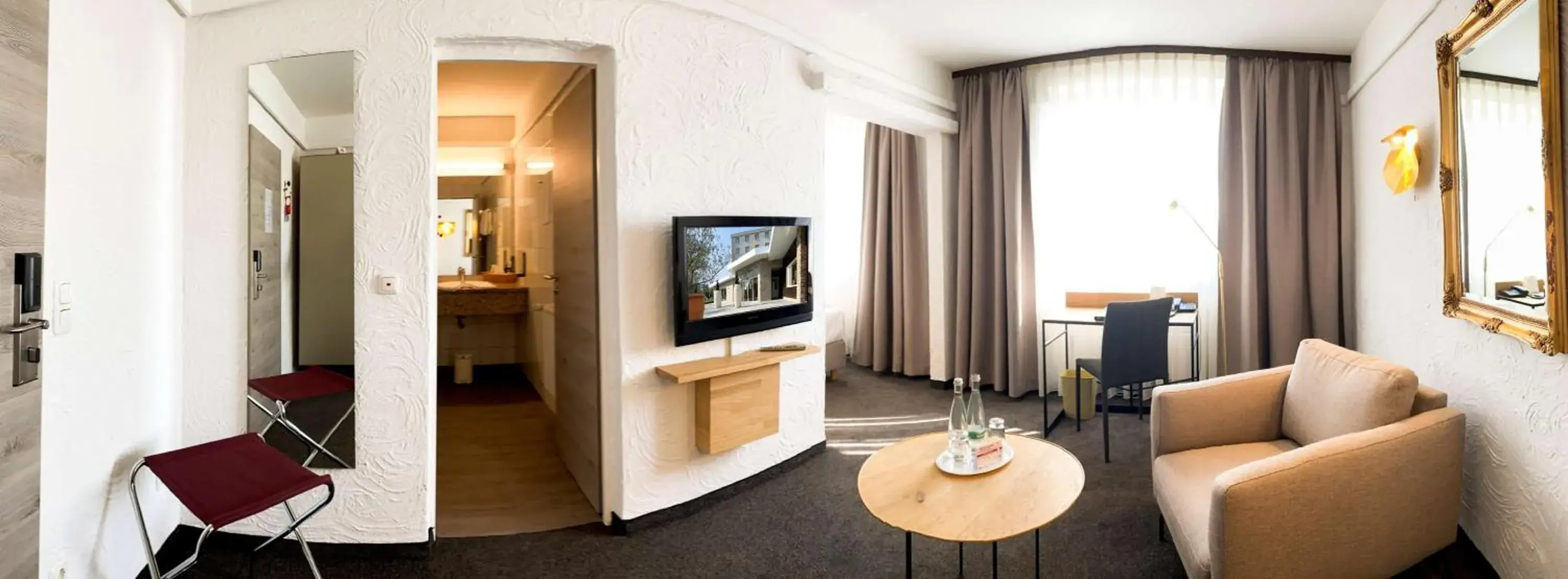 TV and multimedia, Seating Area in Best Western Hotel Mainz