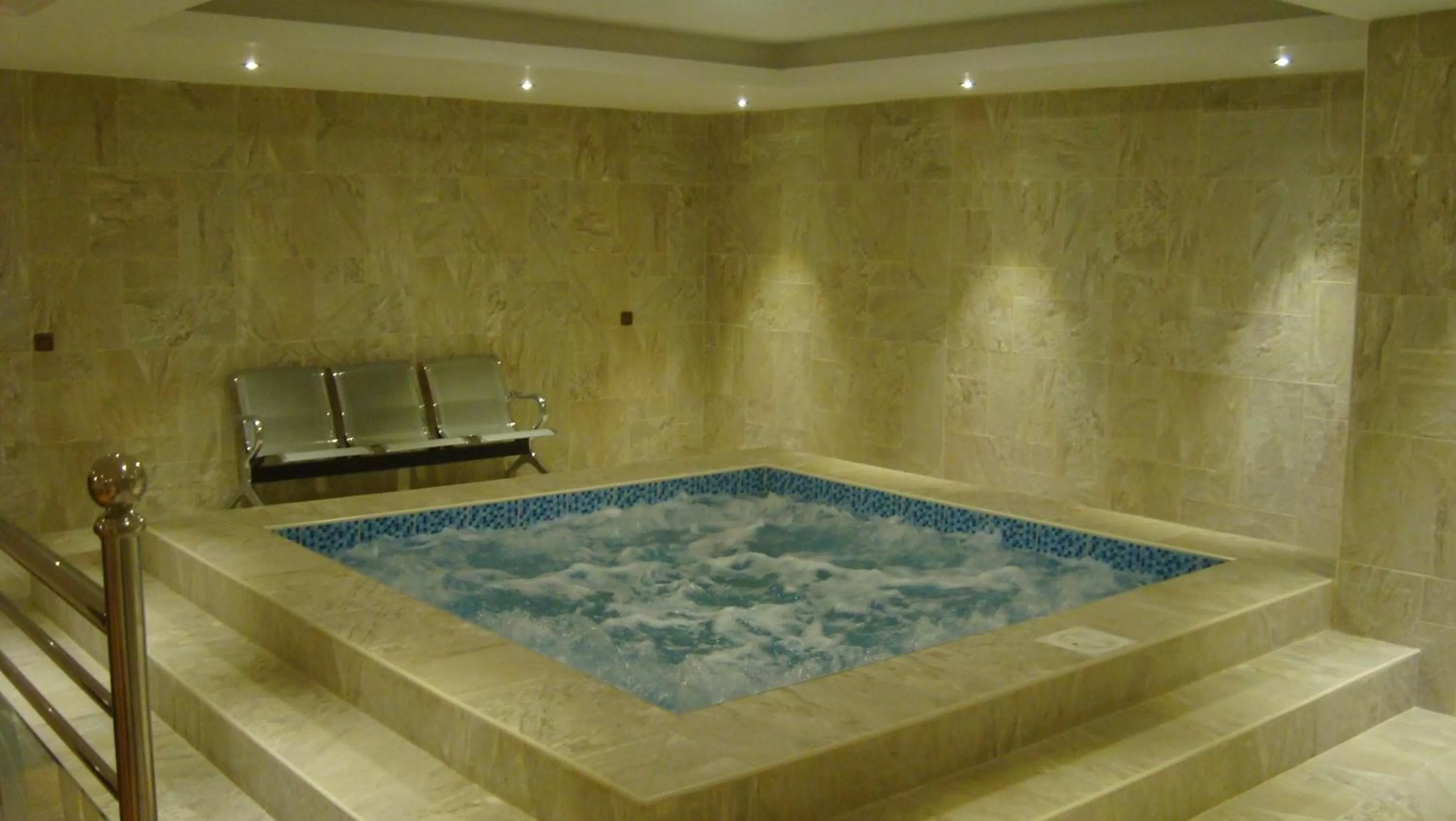 Hot Spring Bath, Swimming Pool in Samaya Suites