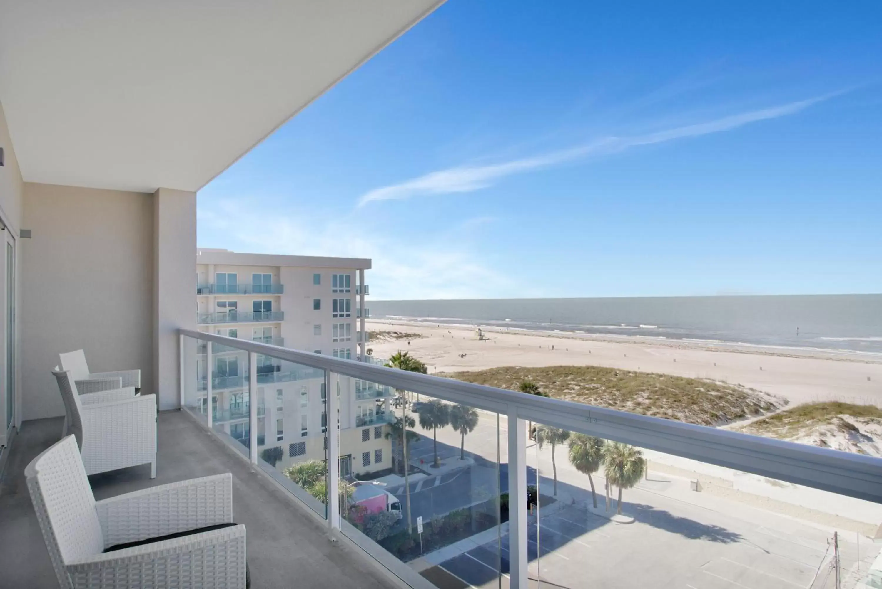 Balcony/Terrace in The Avalon Club