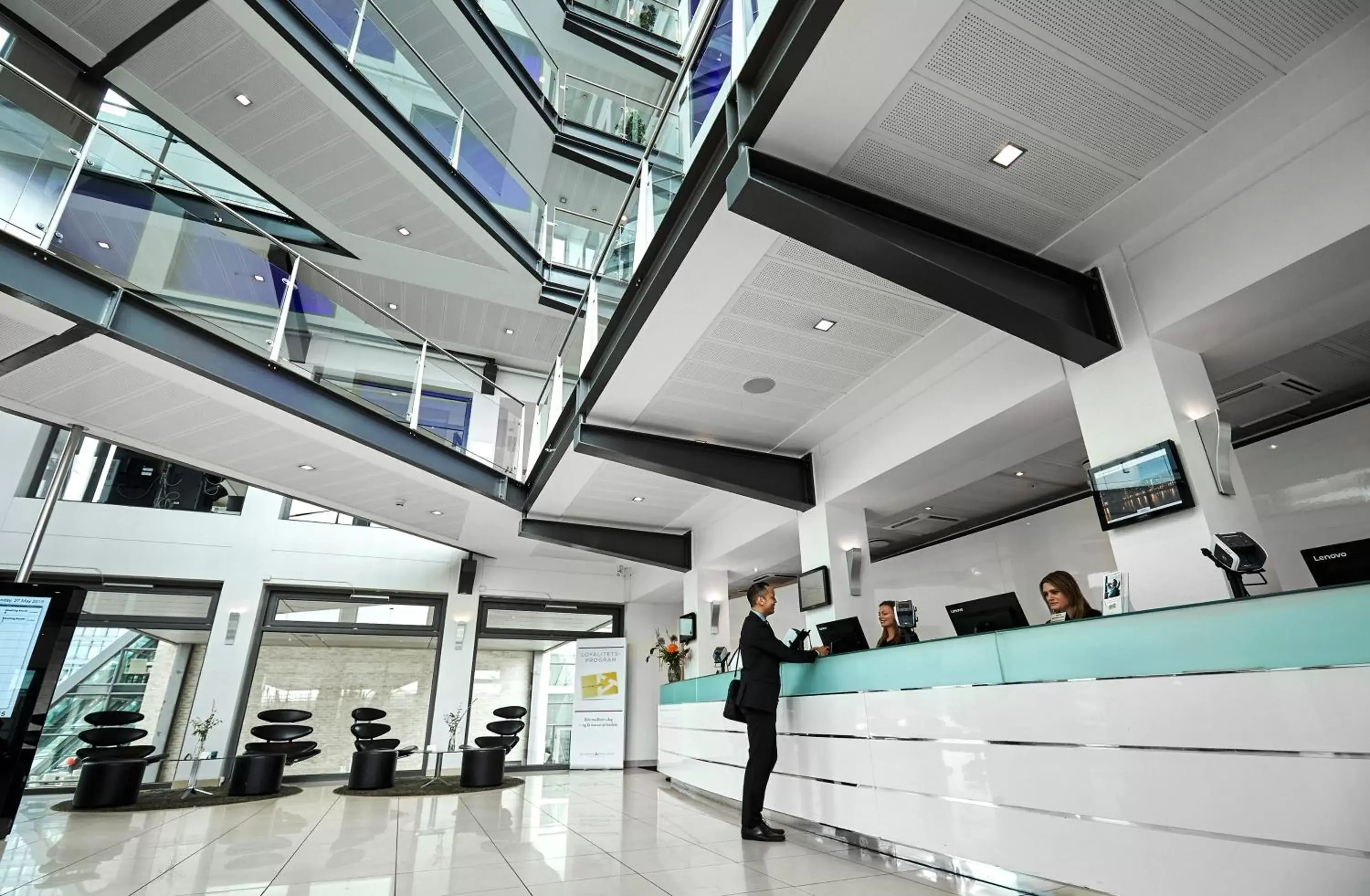 Staff, Lobby/Reception in Copenhagen Island Hotel