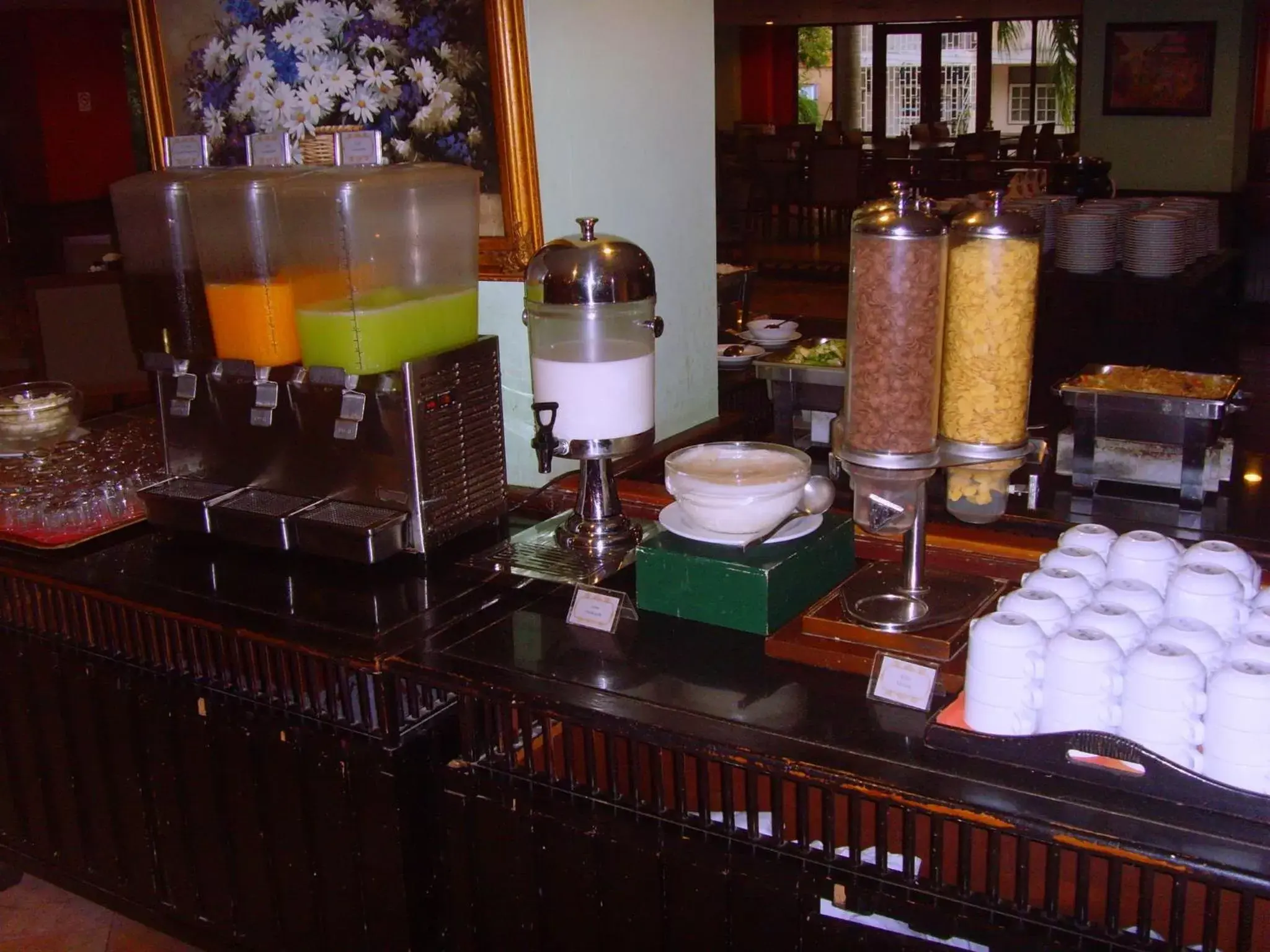 Buffet breakfast in Jomtien Thani Hotel