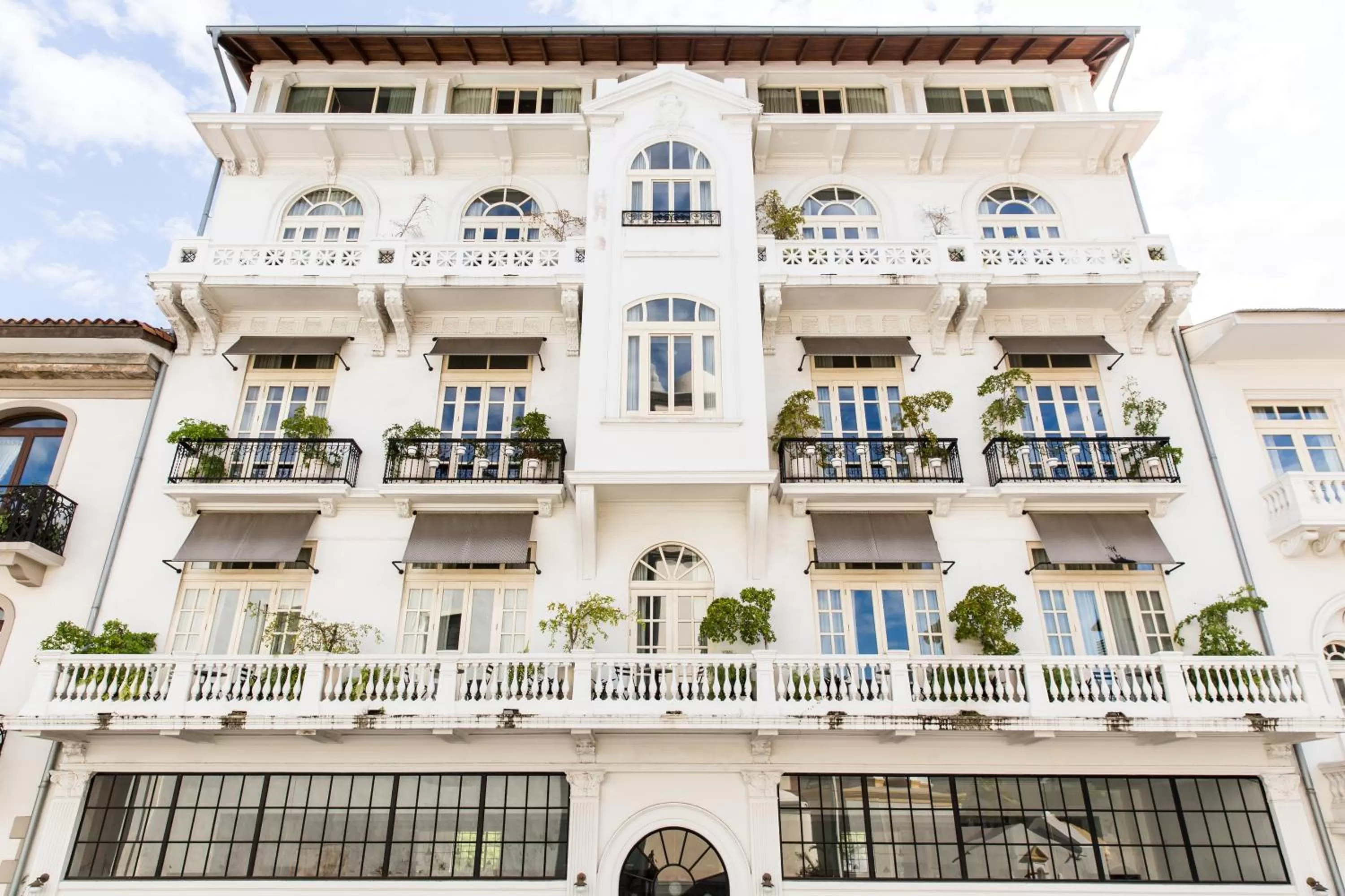 Property building in American Trade Hotel