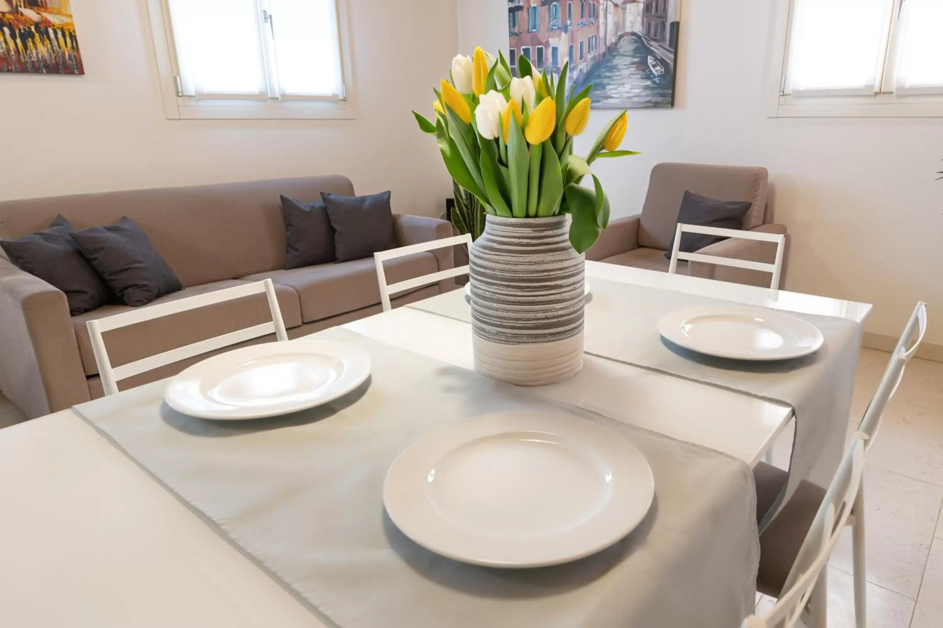 Living room, Dining Area in Ca' Degli Antichi Giardini Apartments