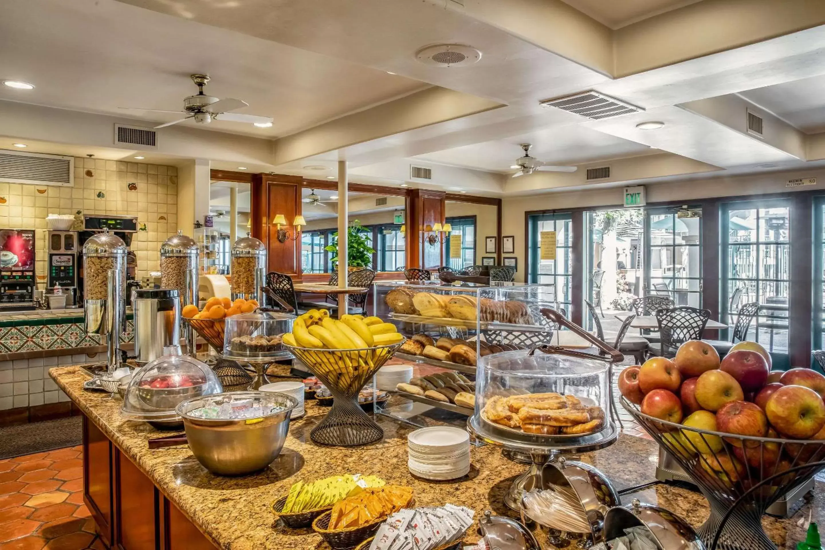 Restaurant/places to eat in Quality Suites Downtown San Luis Obispo