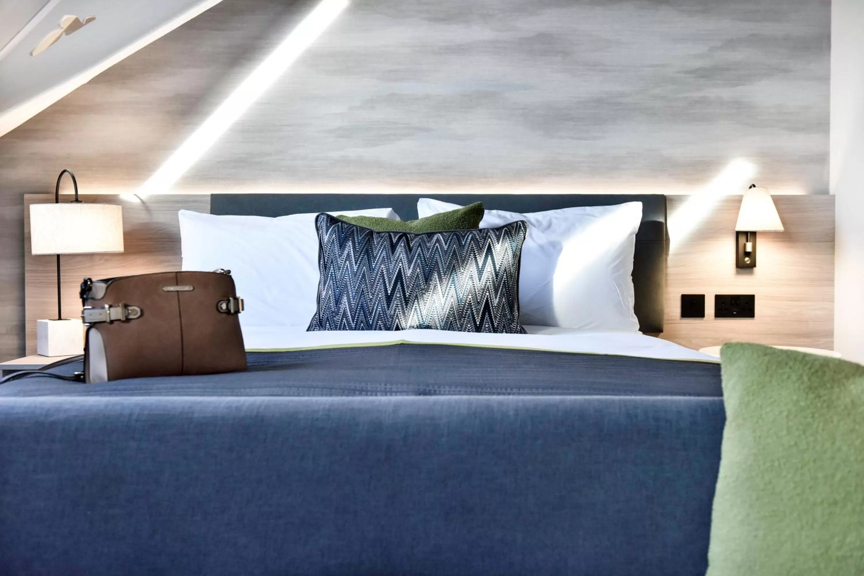 Photo of the whole room, Bed in Staybridge Suites - Dundee by IHG