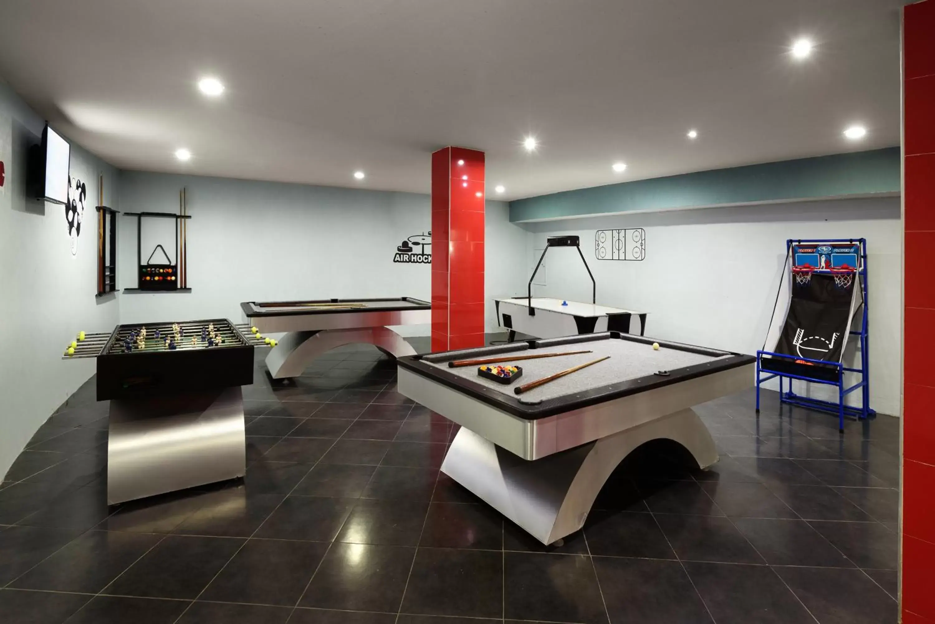 Property building, Billiards in Melia Cozumel All Inclusive