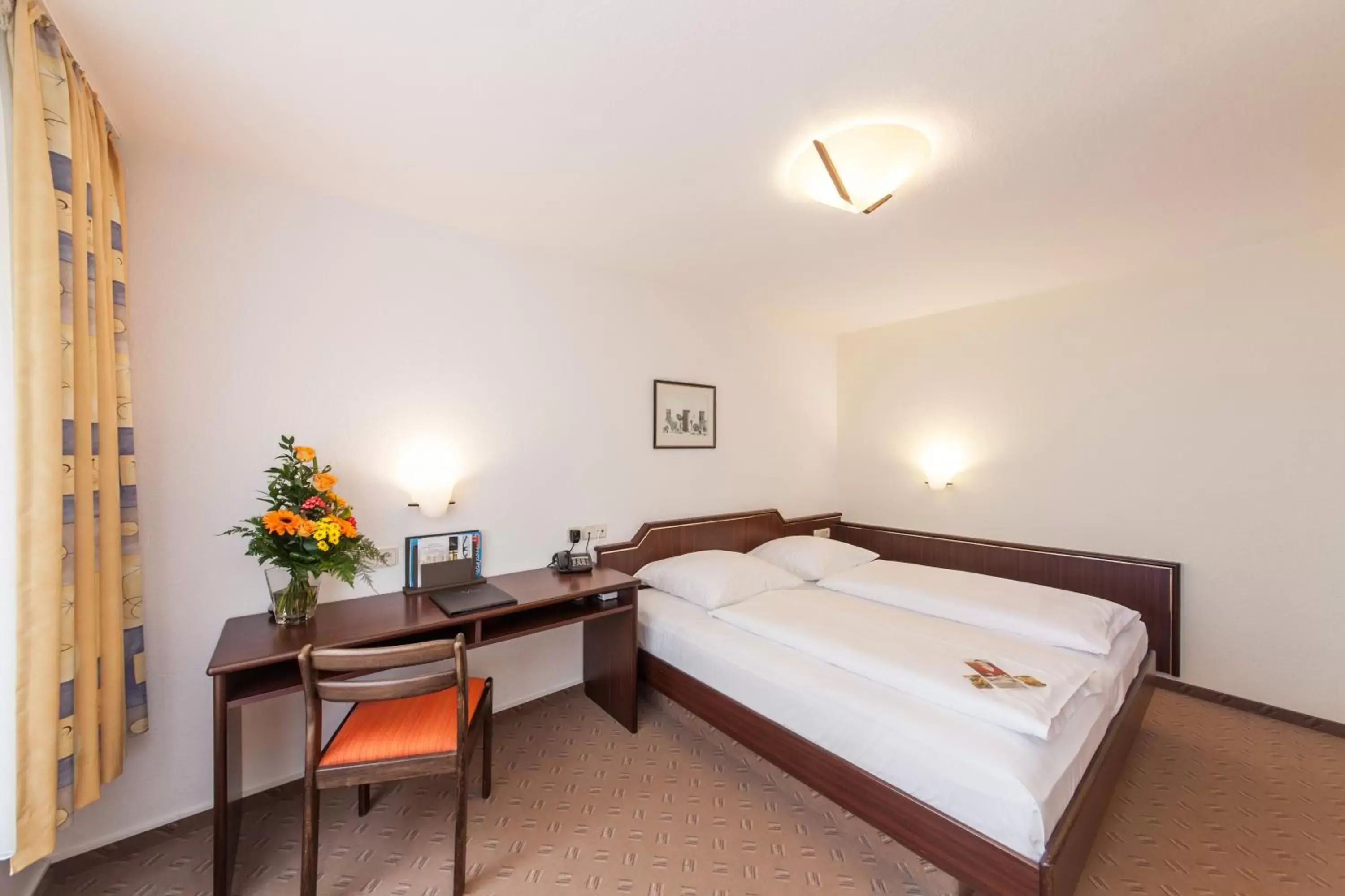 Photo of the whole room, Bed in Novum Hotel Strijewski