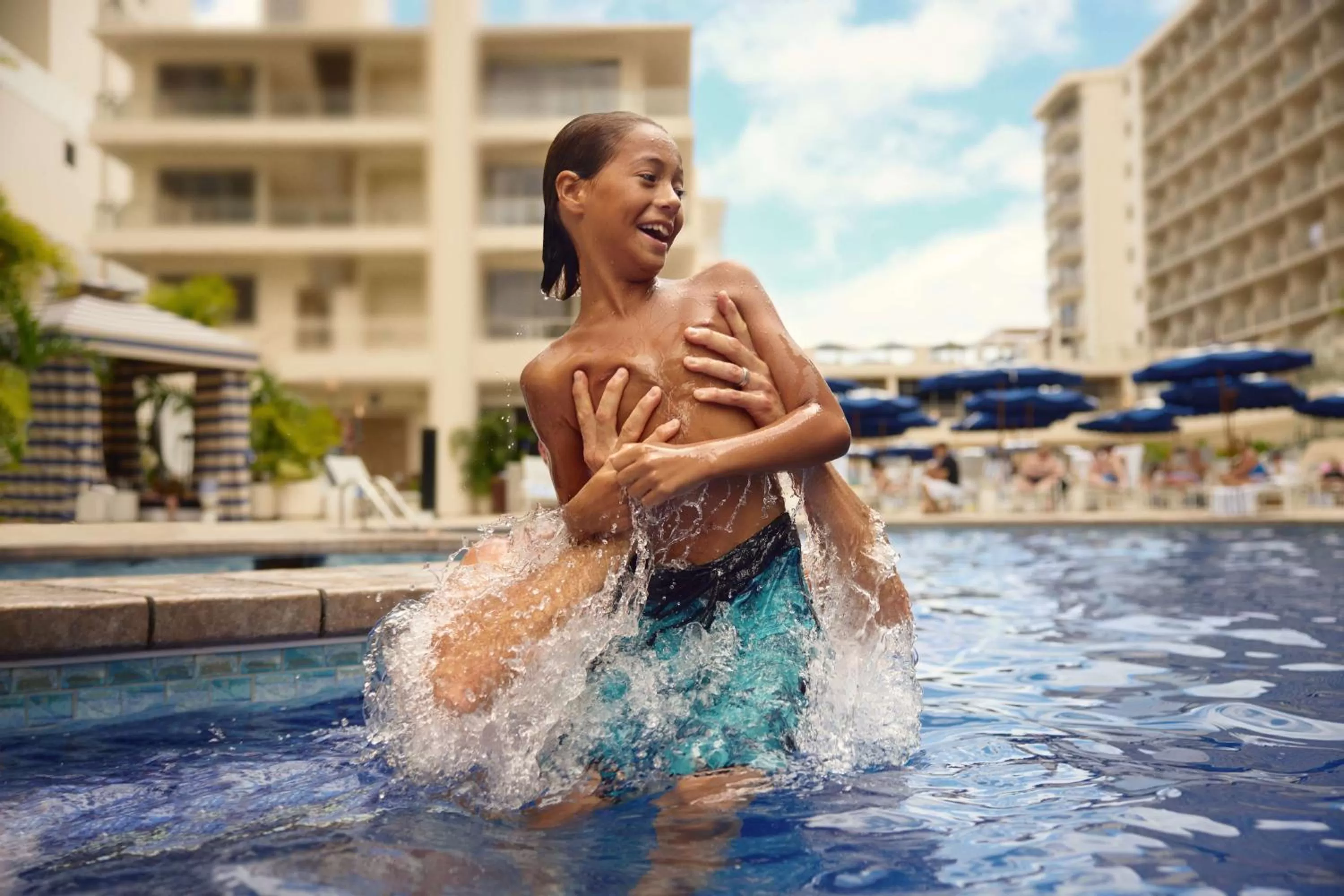 Pool view in OUTRIGGER Reef Waikiki Beach Resort