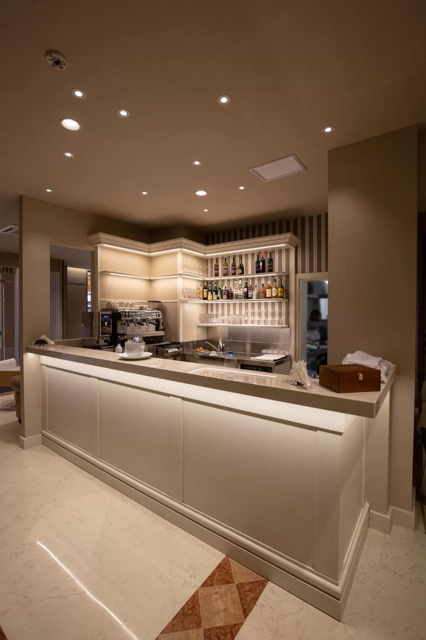 Lounge or bar in Zanhotel Regina