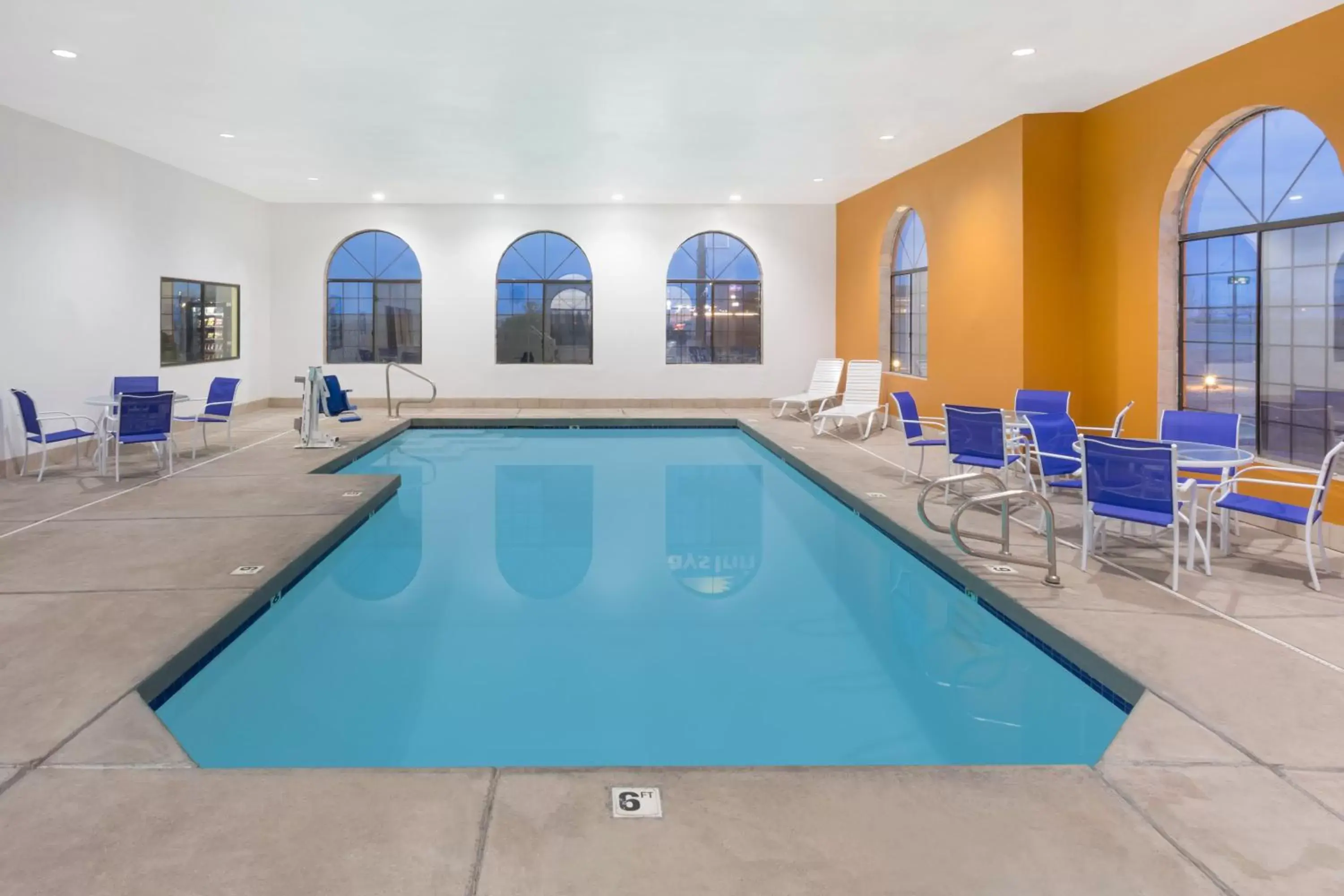 Swimming Pool in Days Inn by Wyndham Holbrook