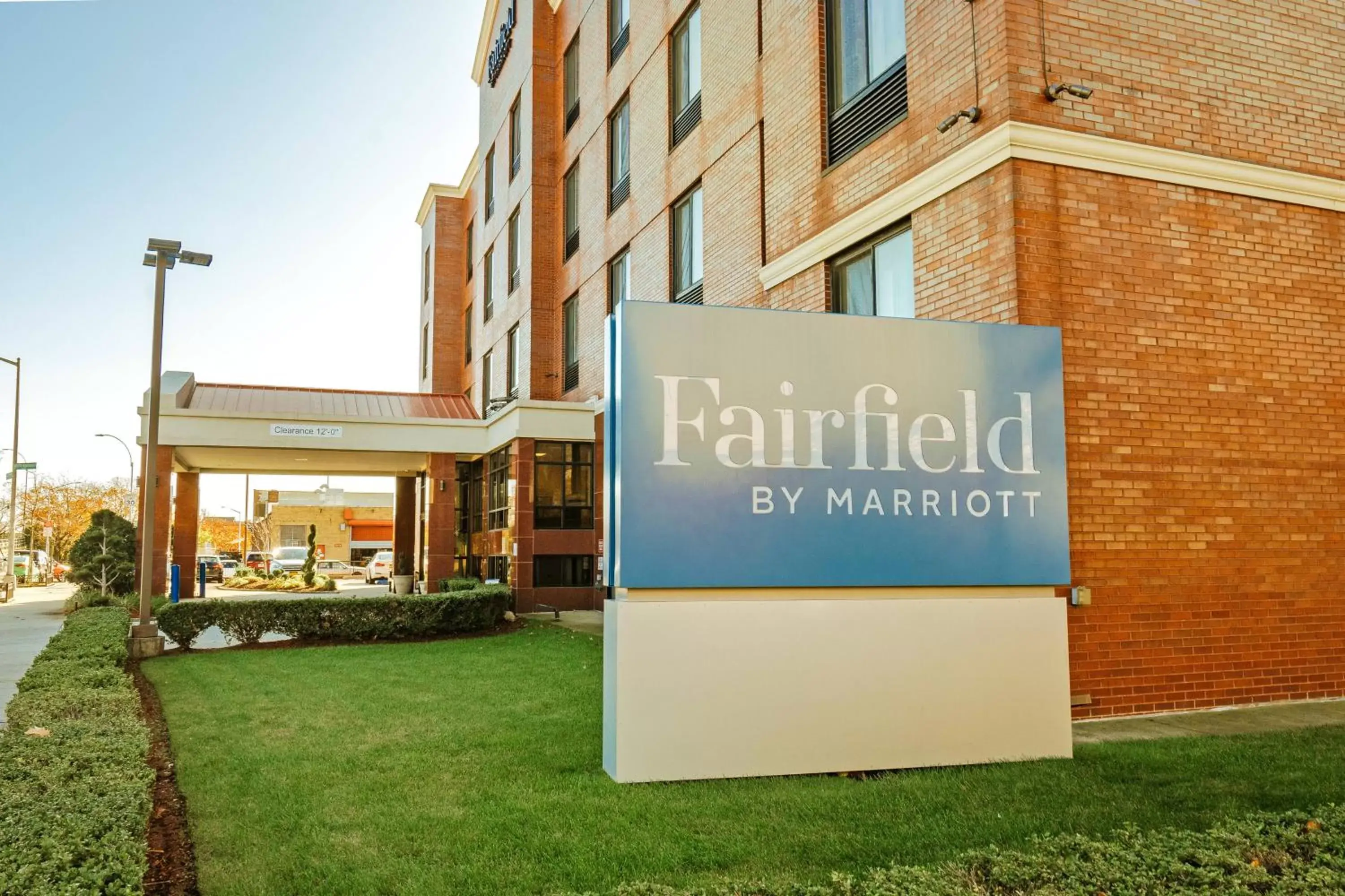 Property Building in Fairfield Inn by Marriott New York LaGuardia Airport/Astoria