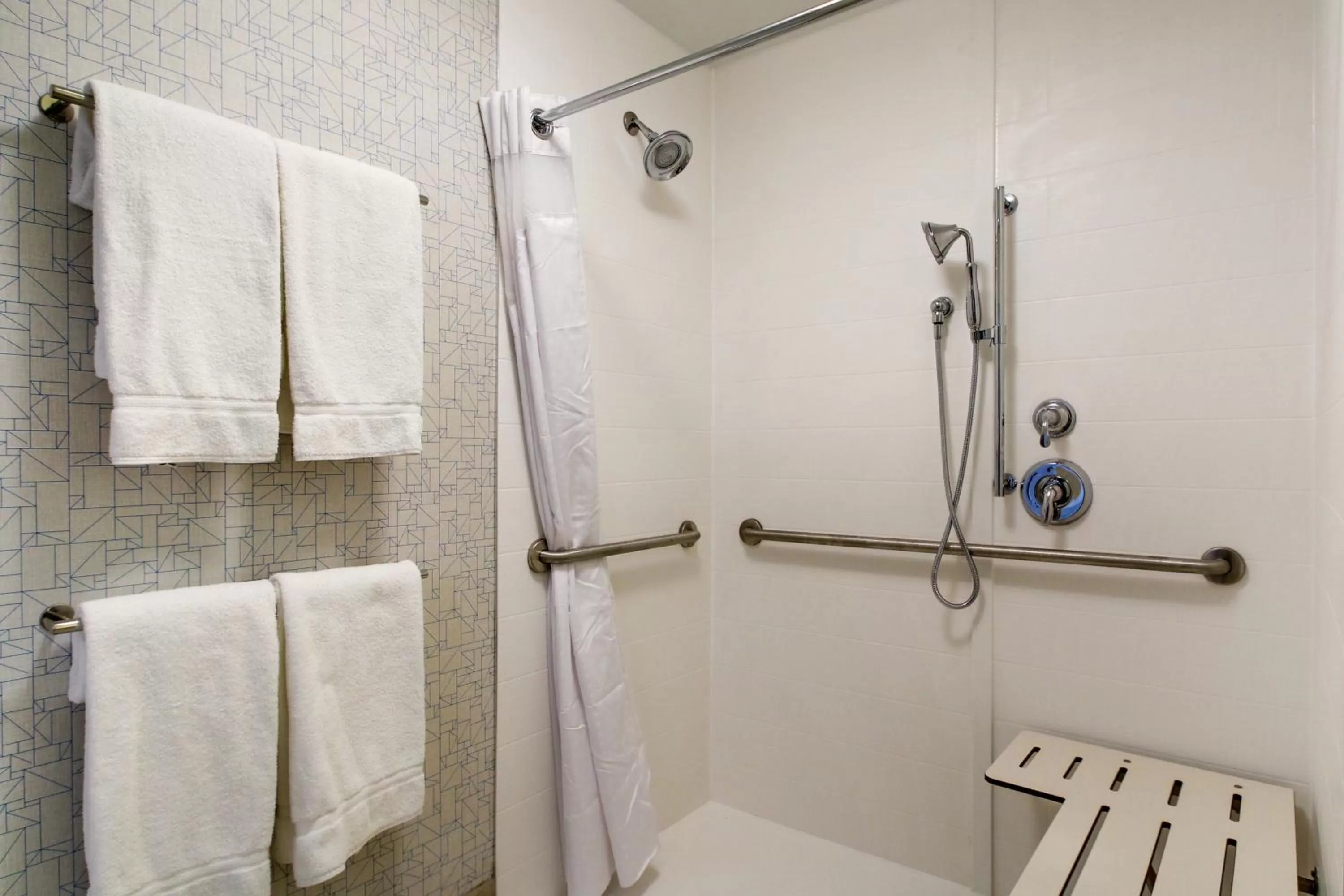 Bathroom in Holiday Inn Express & Suites Galesburg by IHG