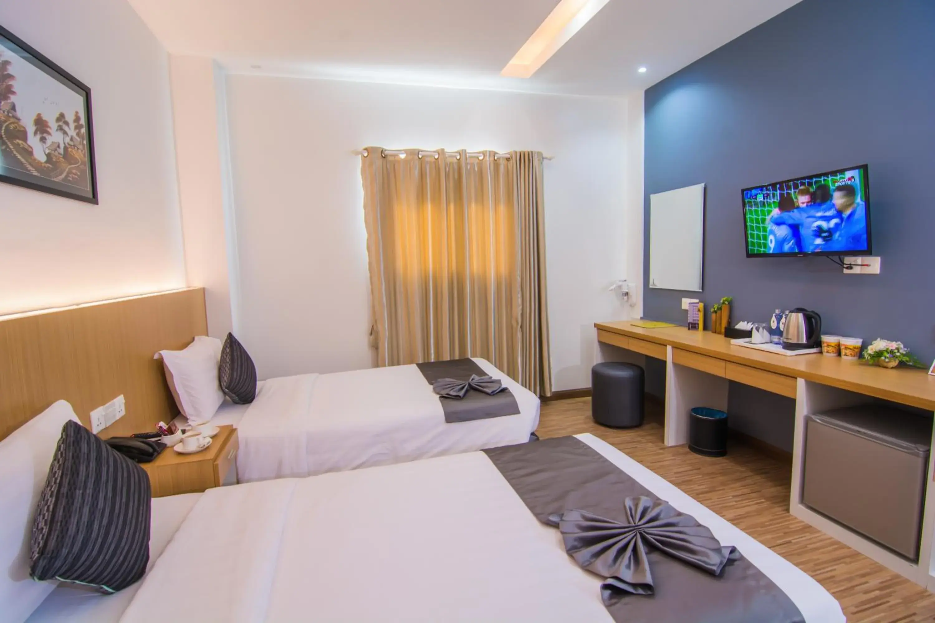 TV and multimedia, Bed in Botahtaung Hotel
