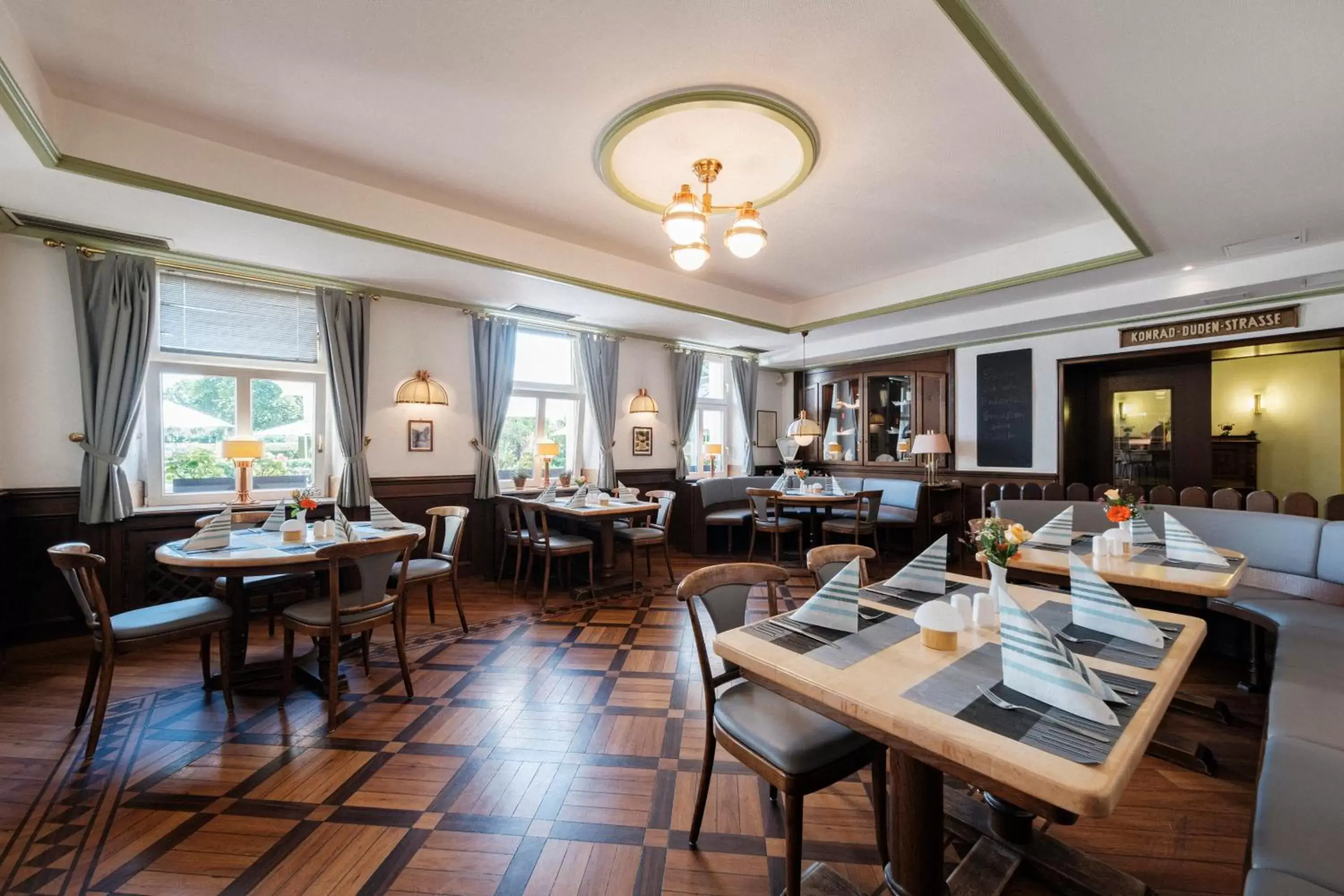 Restaurant/places to eat in Hotel Haus Duden Restaurant/places to eat in Hotel Haus Duden