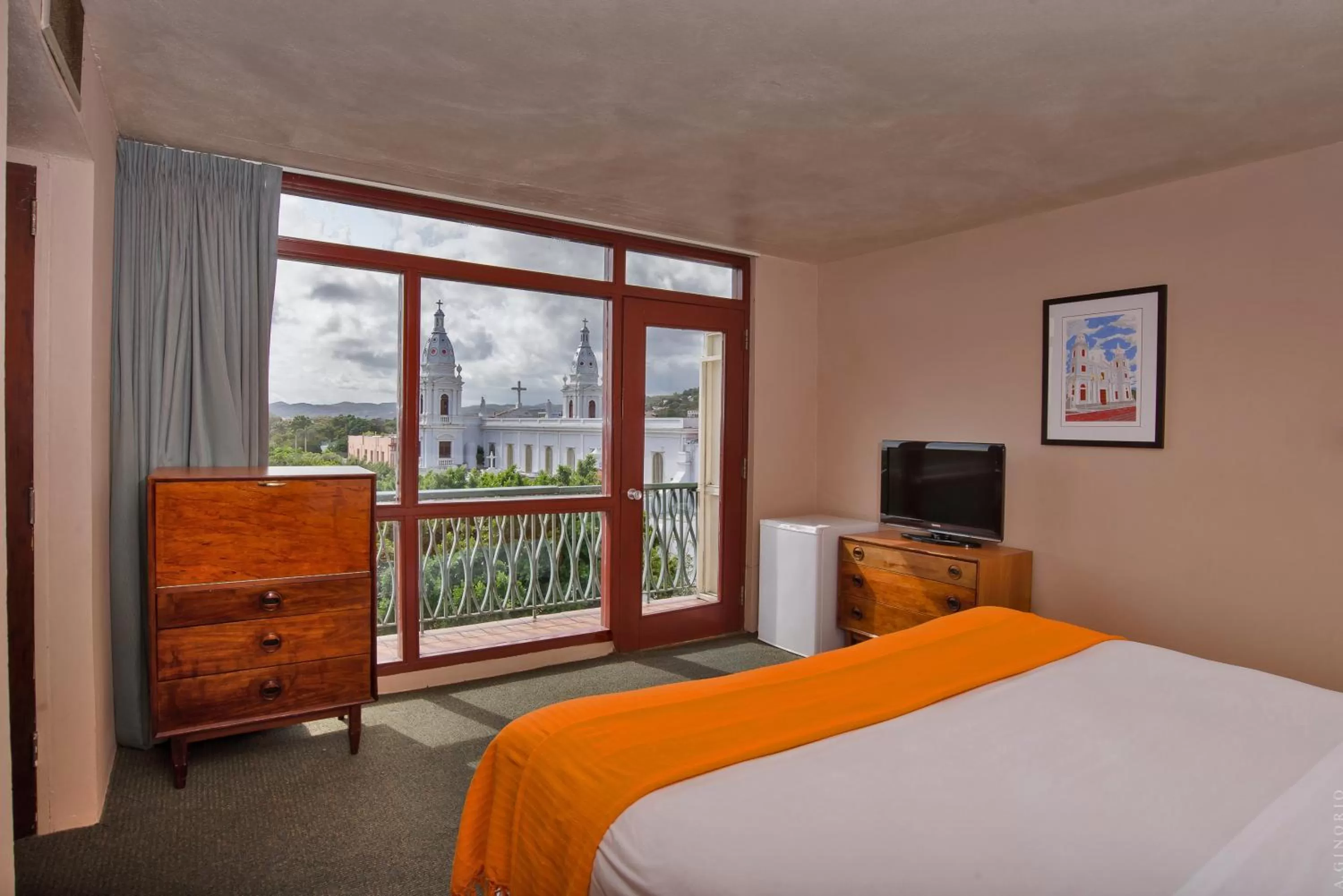 View (from property/room), Bed in Hotel Melia Ponce