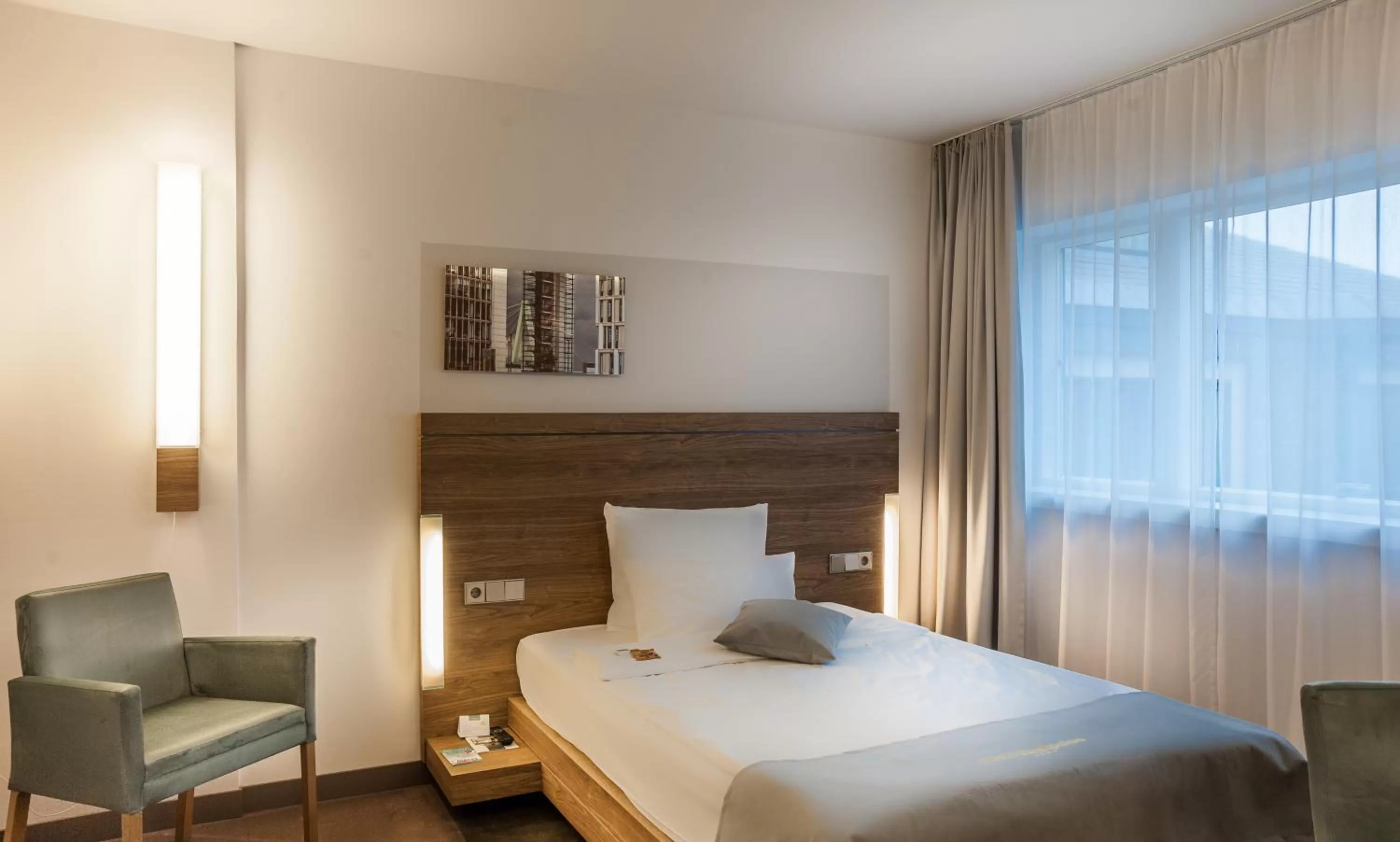 Photo of the whole room, Bed in Hotel Stadtpalais