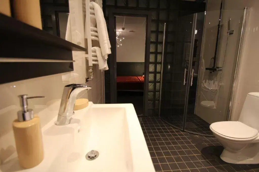 Bathroom in Stockholm Inn Hotell