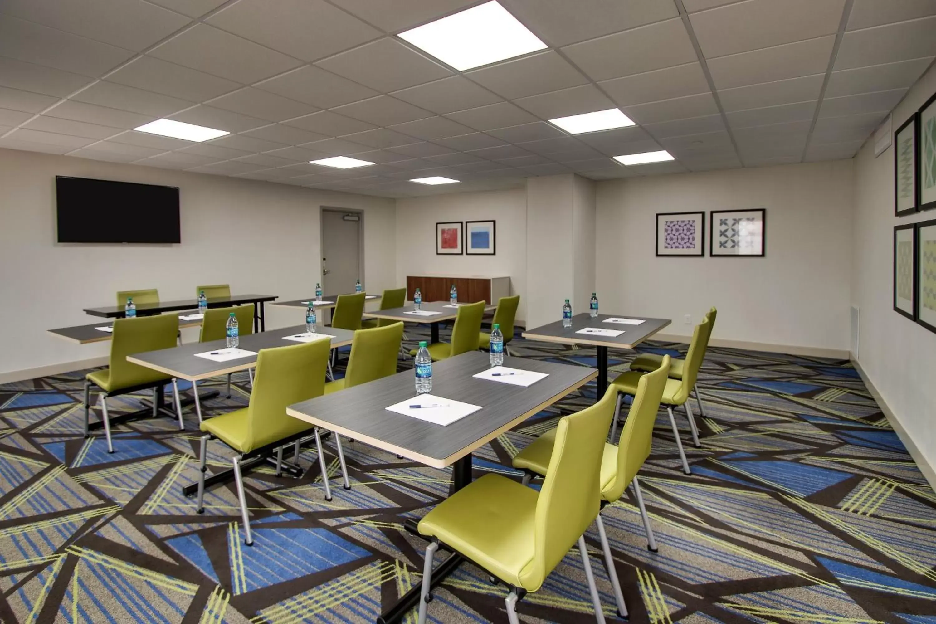 Meeting/conference room in Holiday Inn Express Atlantic City W Pleasantville, an IHG Hotel