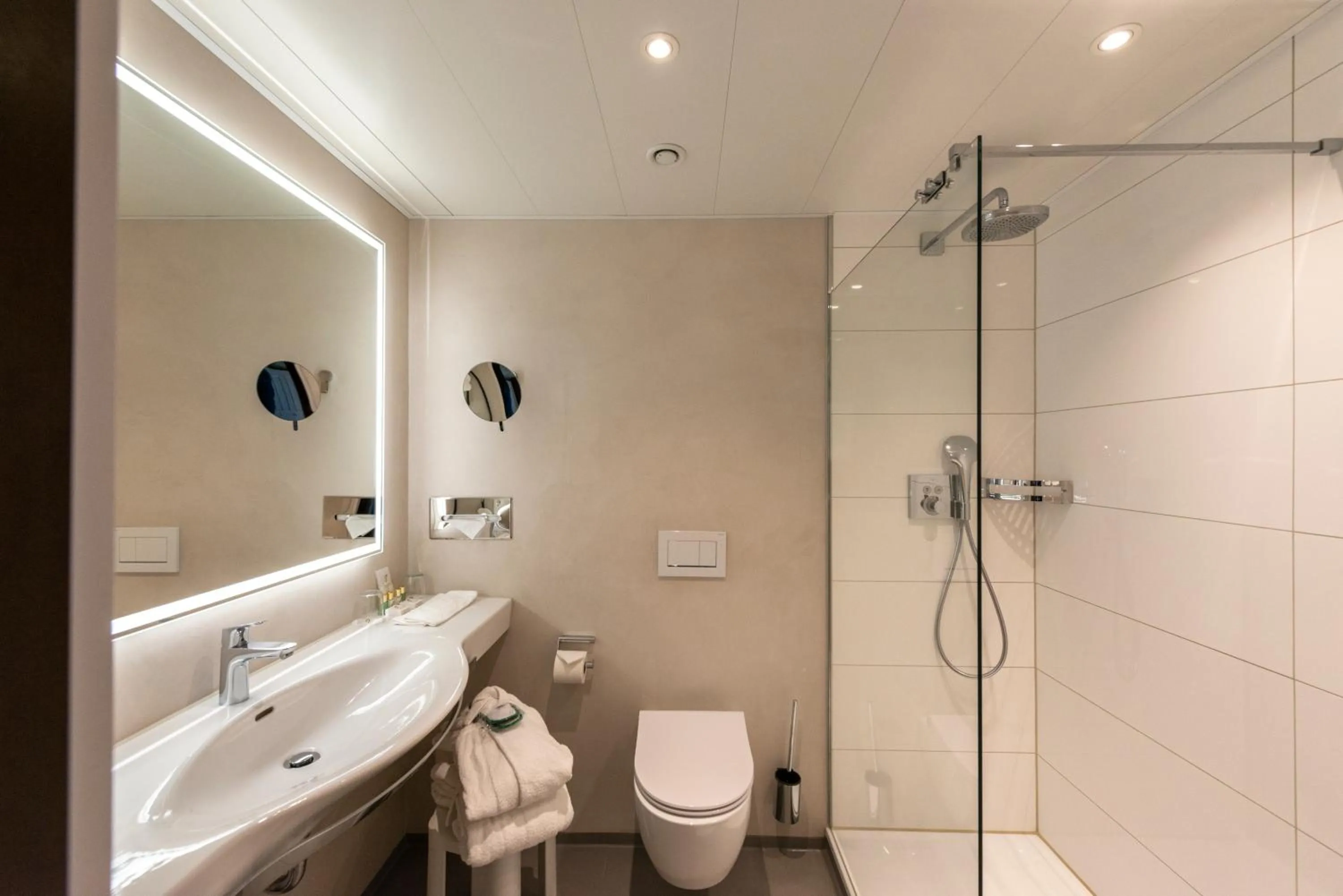 Bathroom in Insel-Hotel Heilbronn