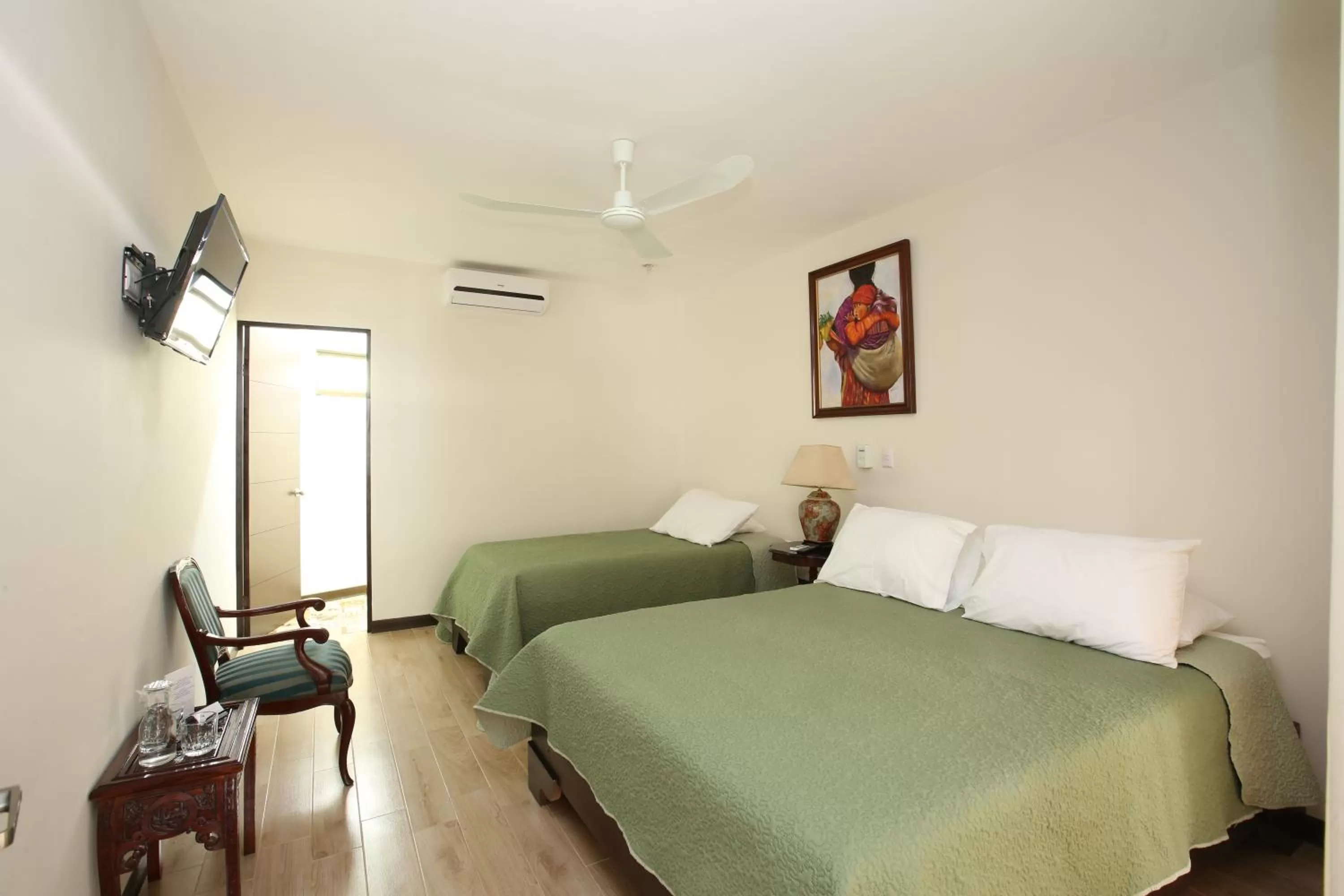 Bedroom, Bed in Casa María Aeropuerto B&B