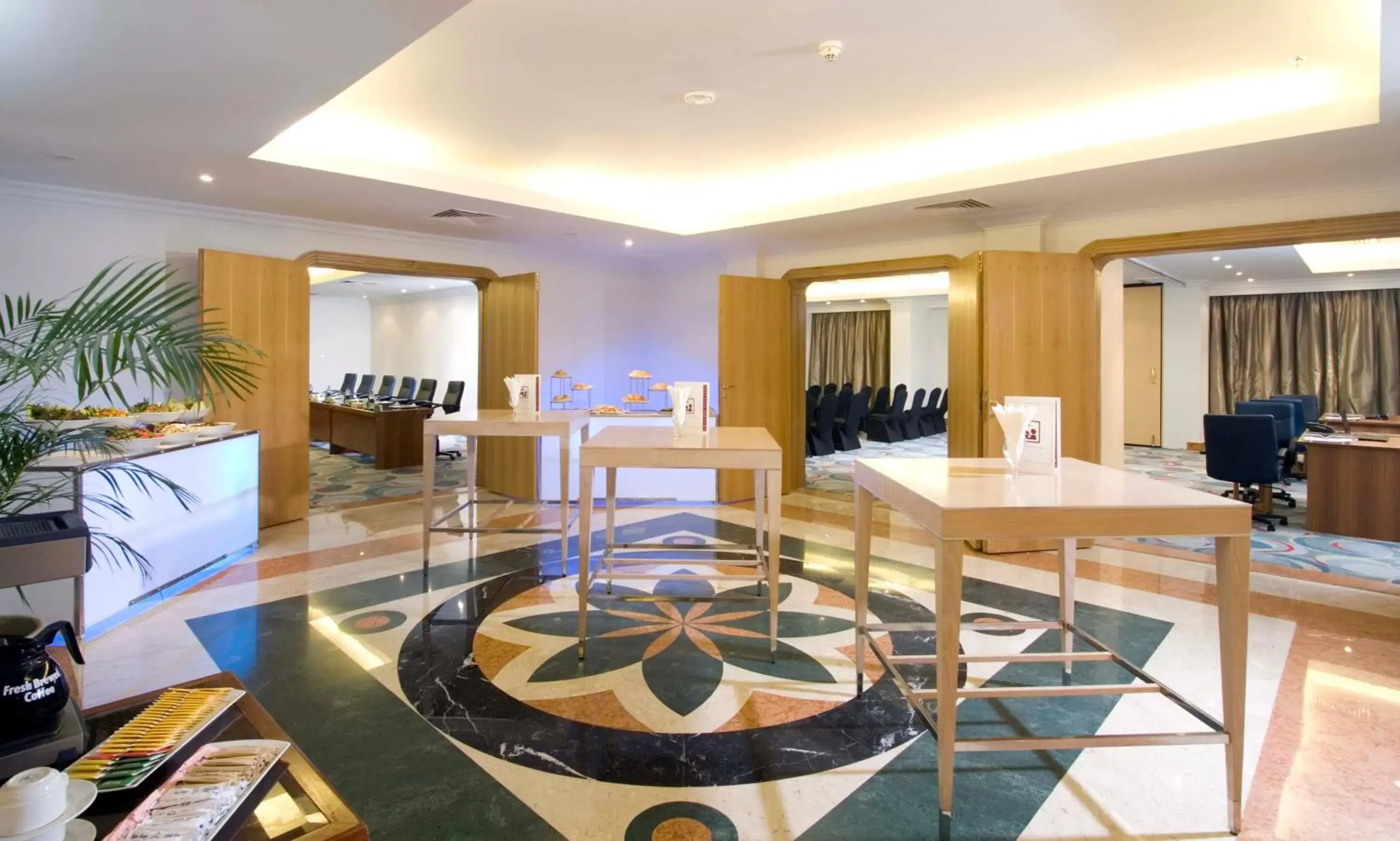 Business facilities in Old Palace Resort Sahl Hasheesh