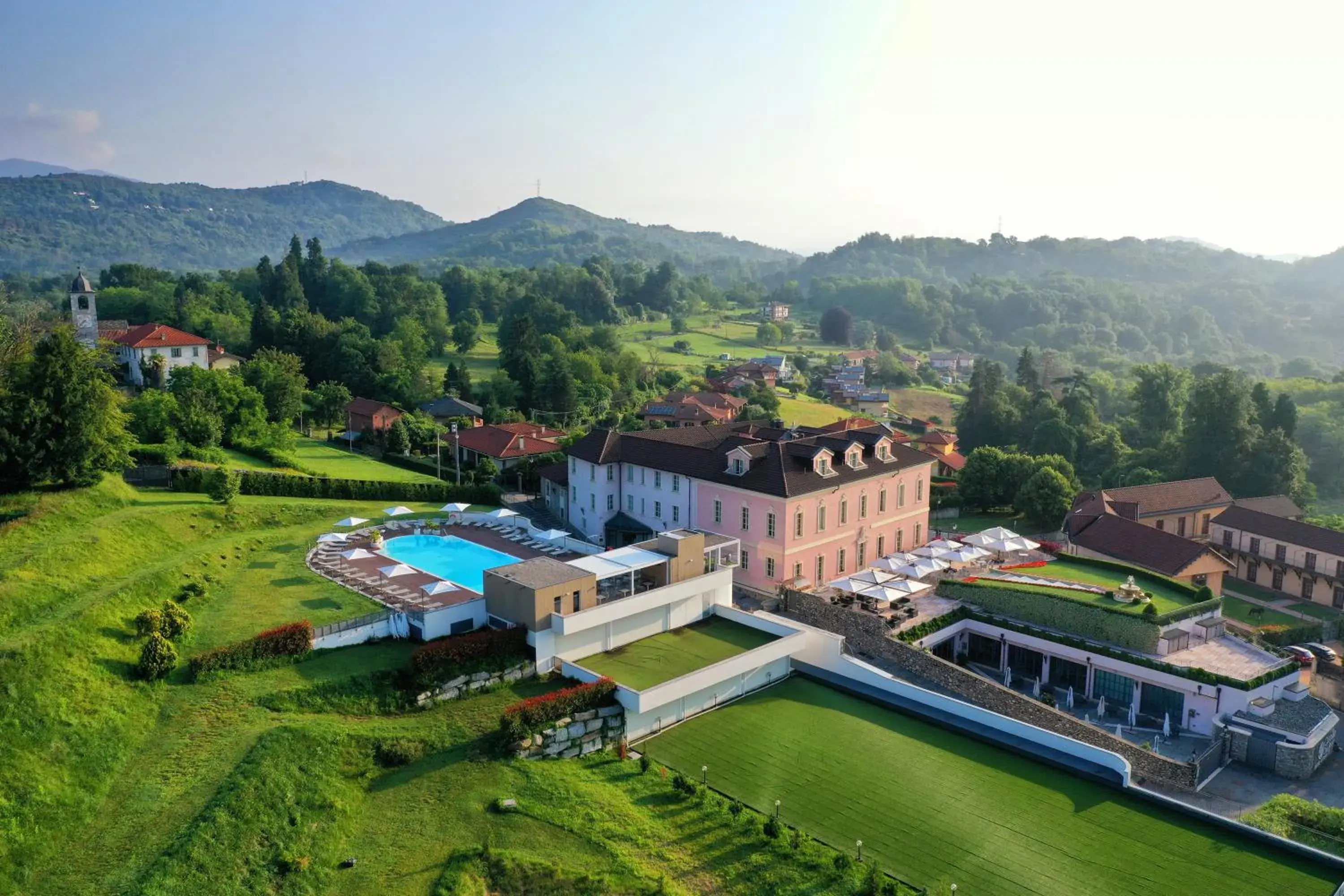 Bird's eye view, Bird's-eye View in Castello Dal Pozzo Hotel