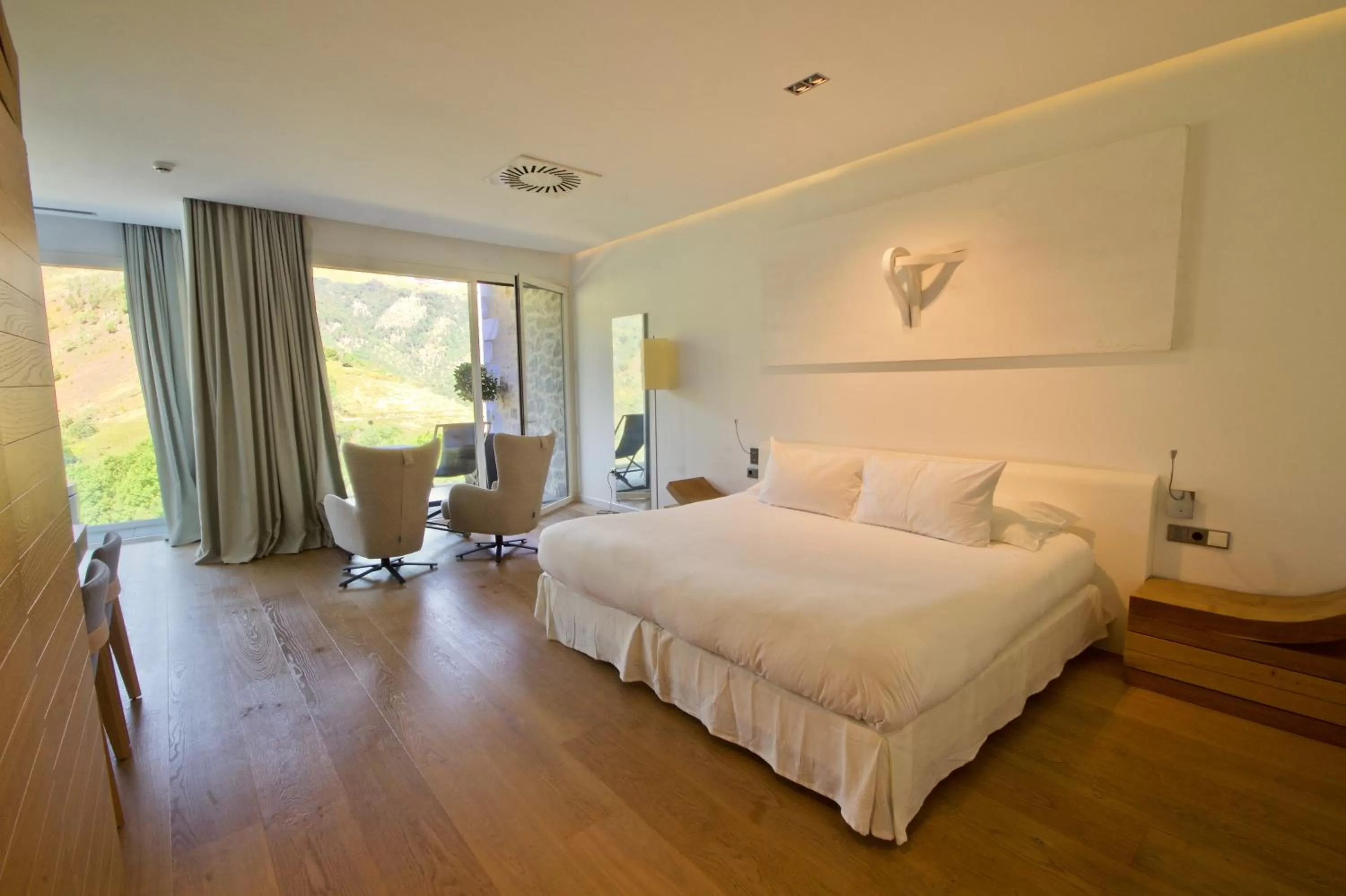 Photo of the whole room in Arantza Hotela- Adults Only