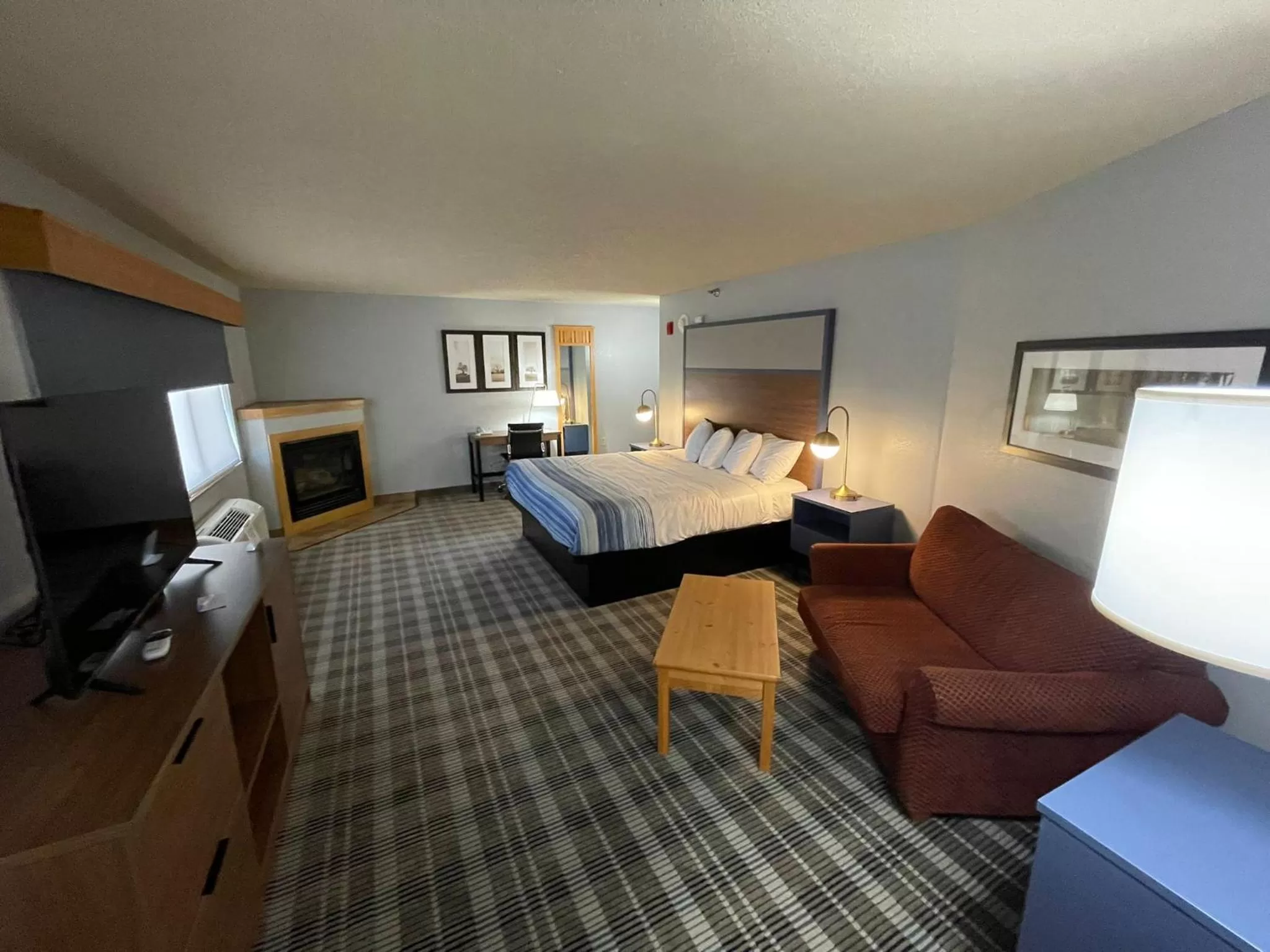 Photo of the whole room, Bed in AmericInn by Wyndham Sayre