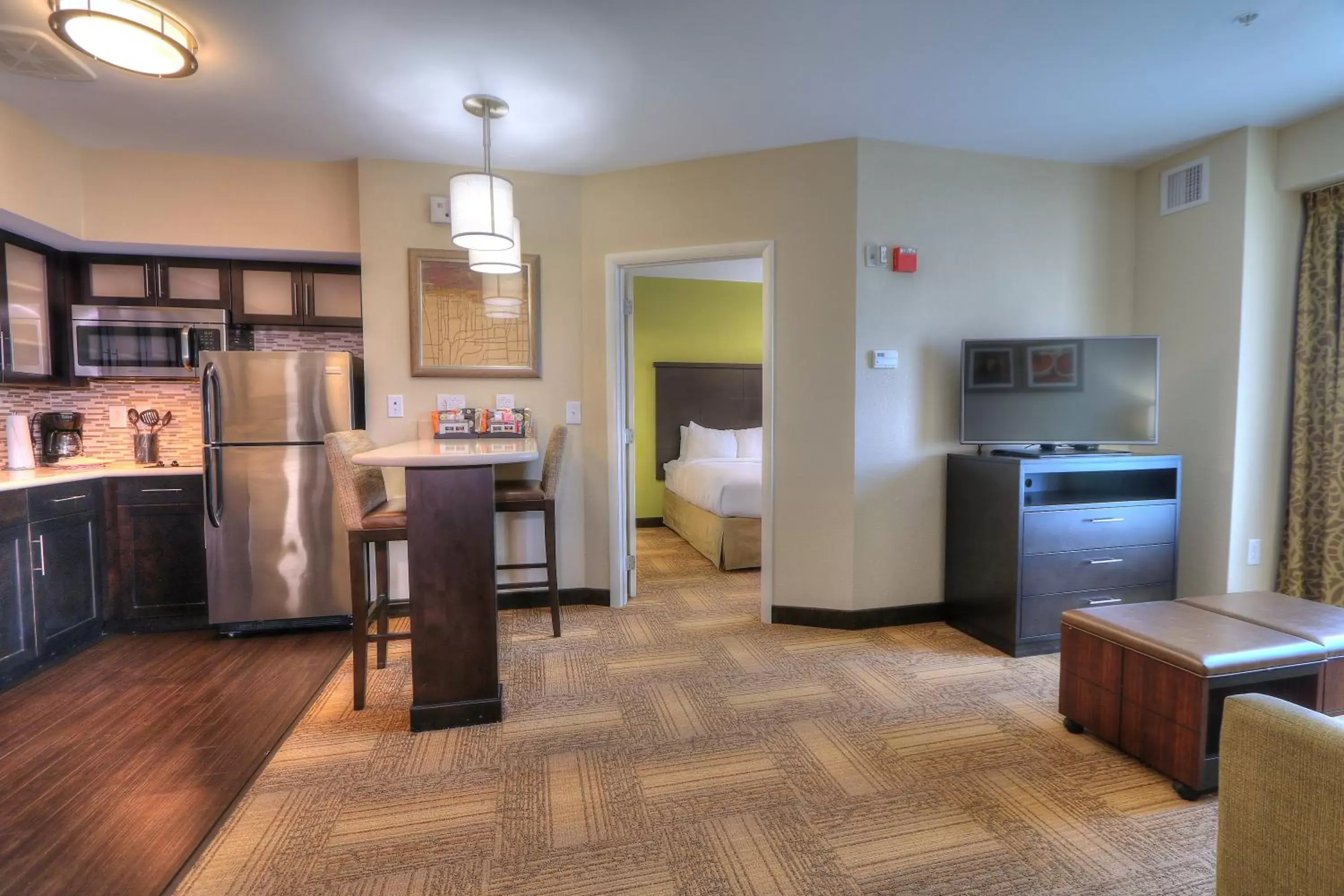 Photo of the whole room, Kitchen/Kitchenette in Staybridge Suites Knoxville West, an IHG Hotel