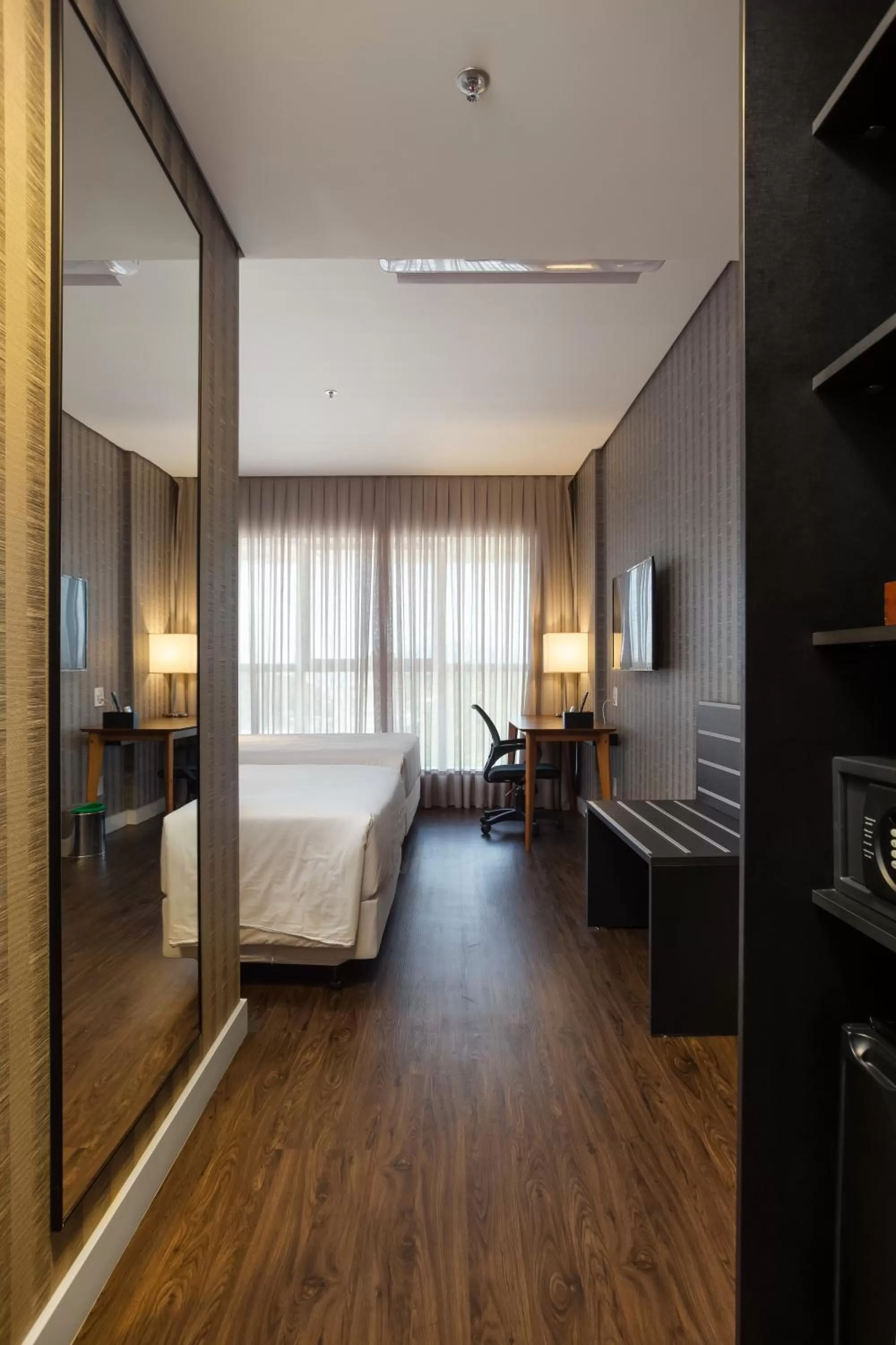 Photo of the whole room, Bed in Hilton Garden Inn Praia Brava