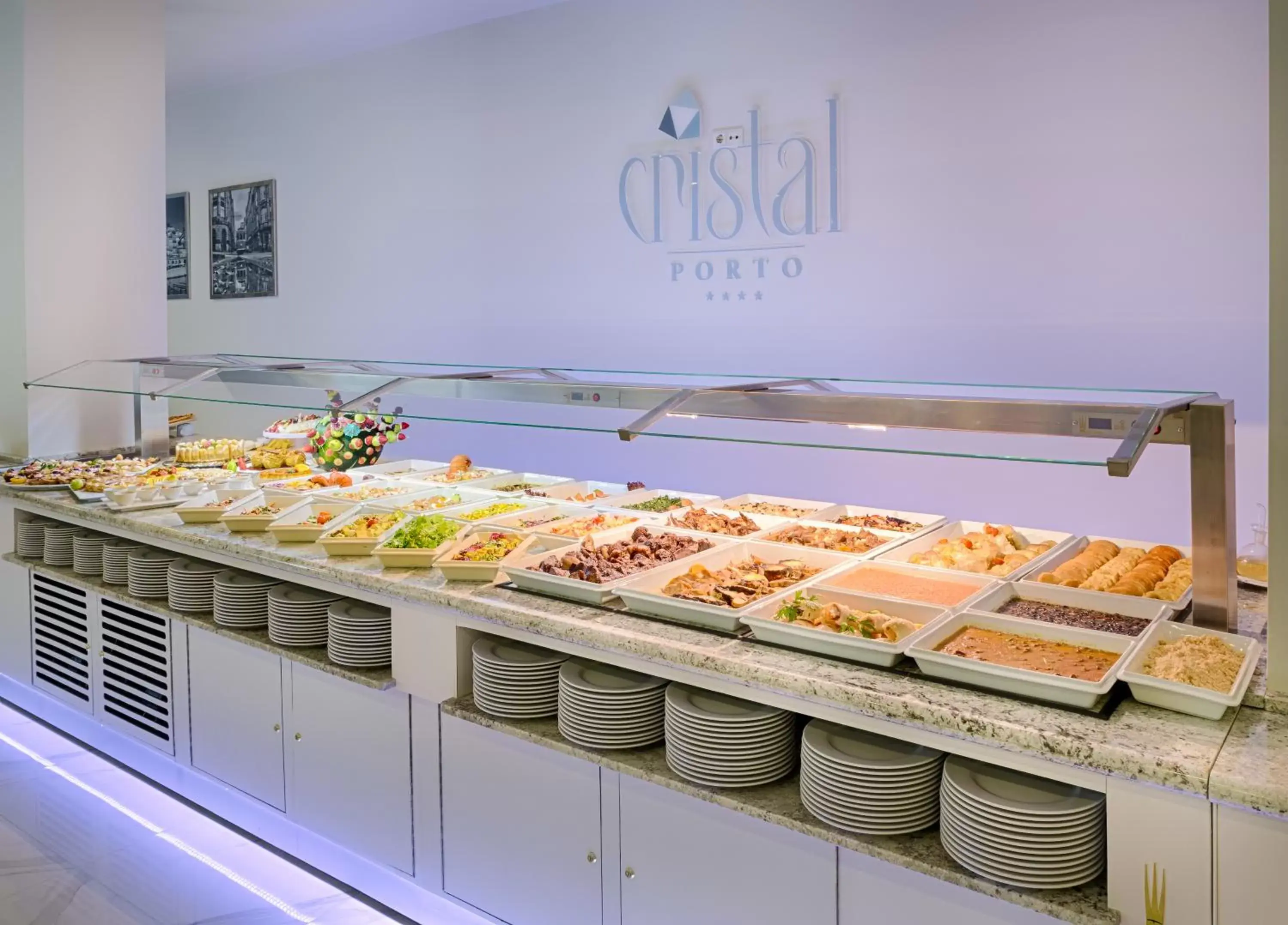 Restaurant/places to eat, Food in Hotel Cristal Porto