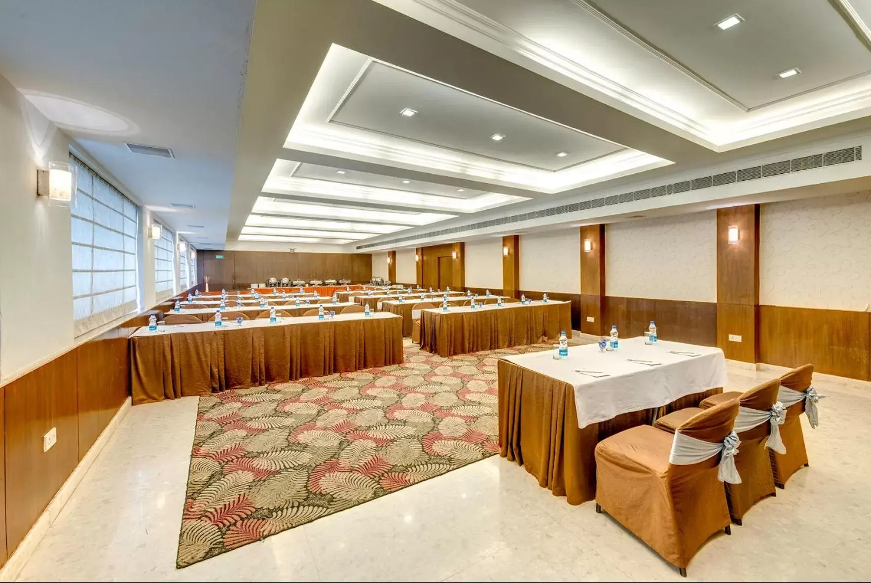 Business facilities in Hotel Hindustan International