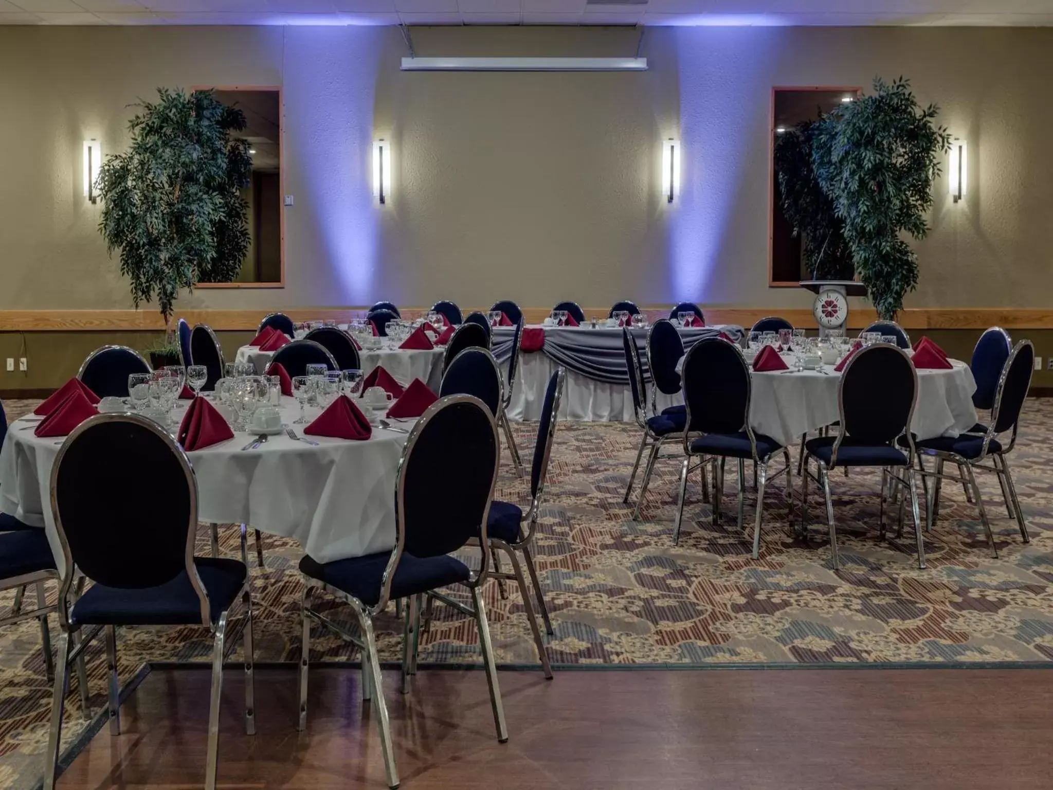 Banquet/Function facilities, Banquet Facilities in Heritage Inn Hotel & Convention Centre - Brooks