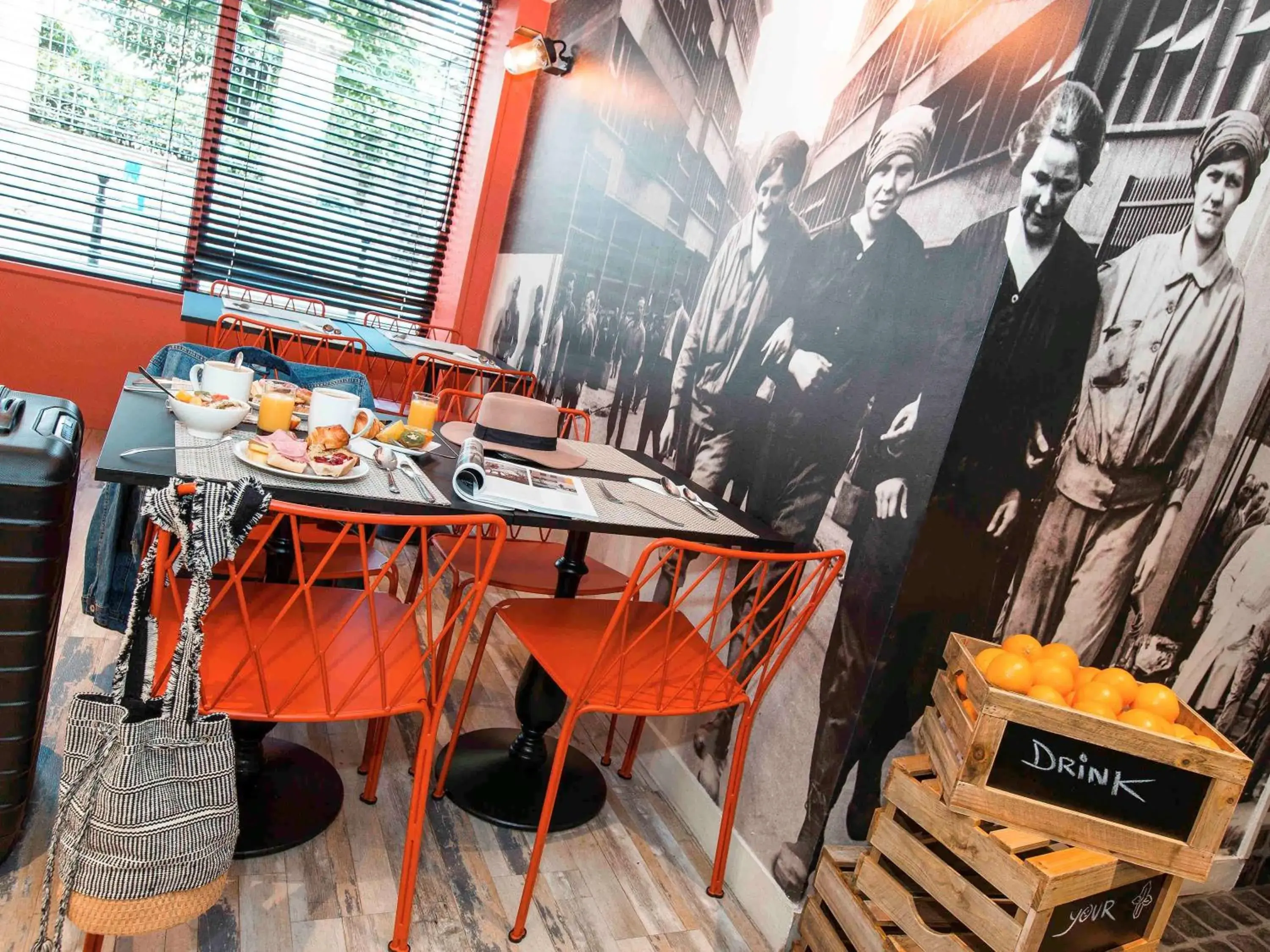 Restaurant/places to eat in ibis Styles Paris Mairie De Clichy Restaurant/places to eat in ibis Styles Paris Mairie De Clichy