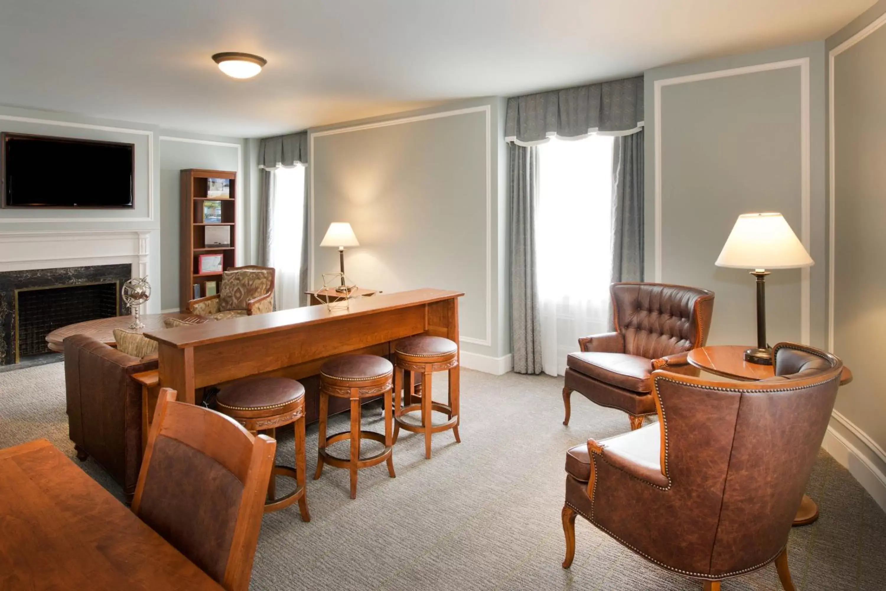 Living room, Seating Area in Marriott Syracuse Downtown