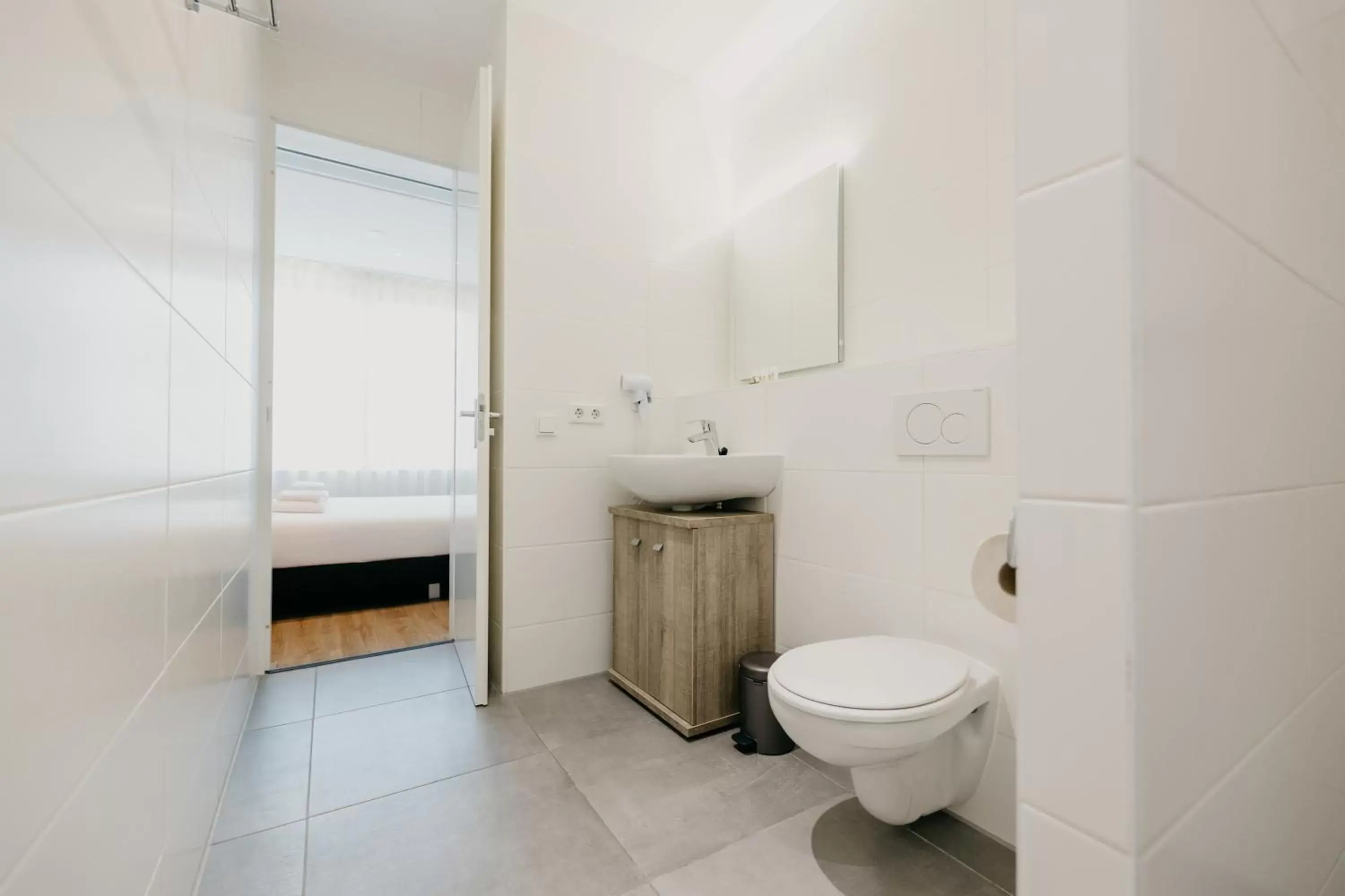 Toilet, Bathroom in Amsterdam ID Aparthotel